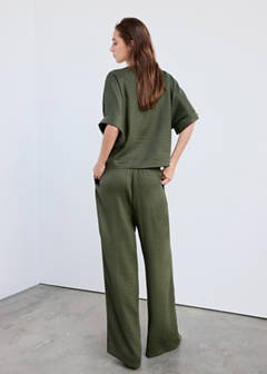 Textured flowy trousers — Green 3