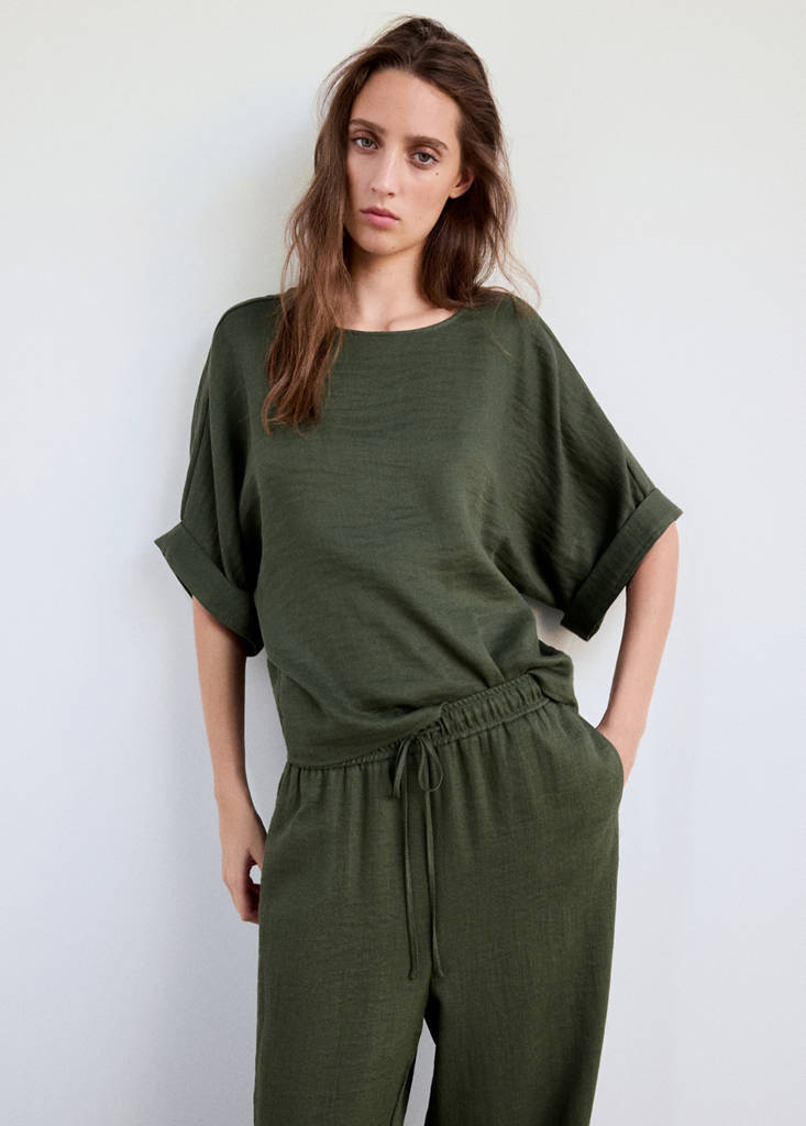 Textured flowy trousers — Green