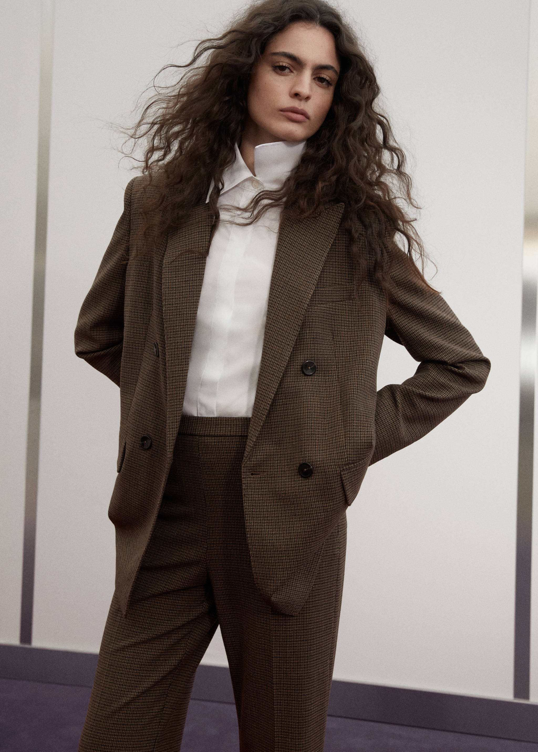 Blazer costume croisé - Plan moyen