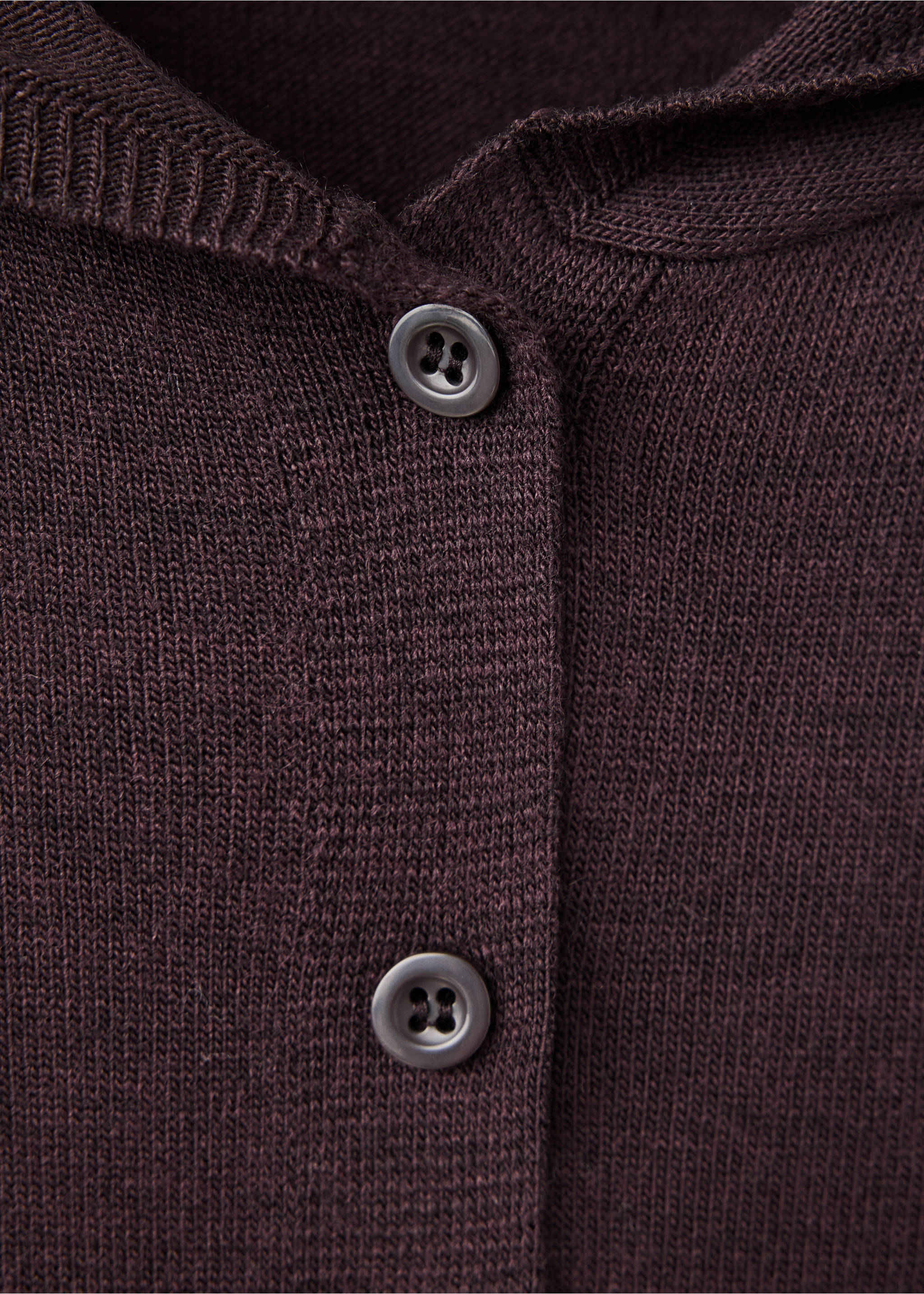 Fine-knit hooded cardigan - Details of the article 8, Brown. Ref: 37085877-00.