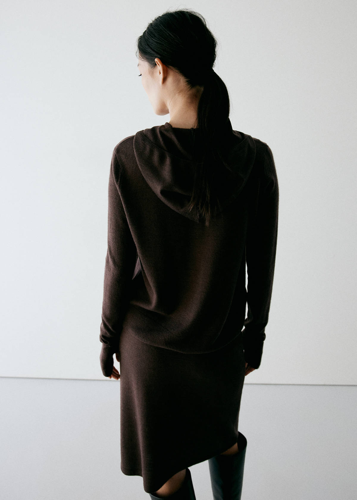 Fine-knit hooded cardigan — Brown