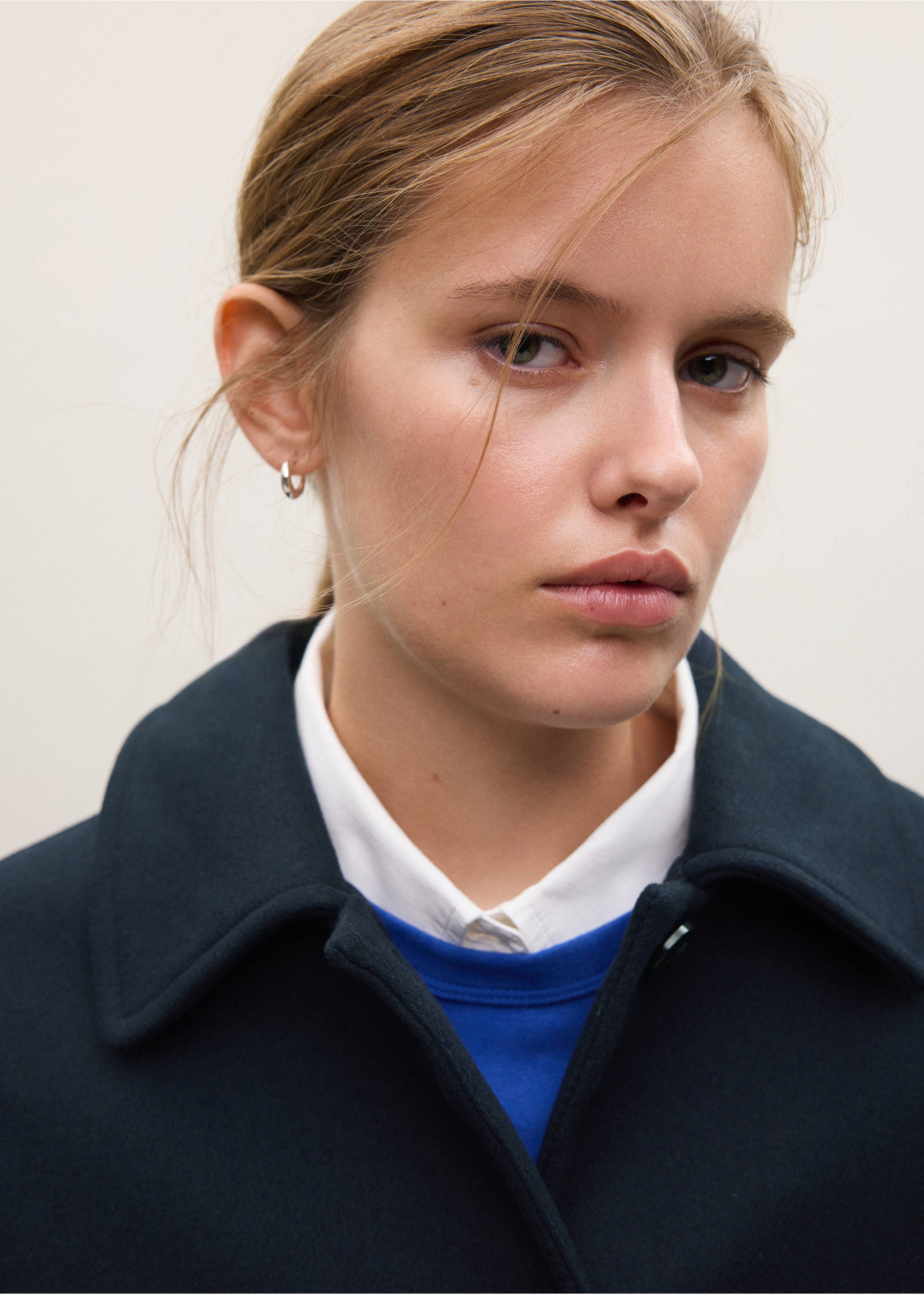 Wool-blend coat with button fastening - Details of the article 1, Navy. Ref: 37085972-00.