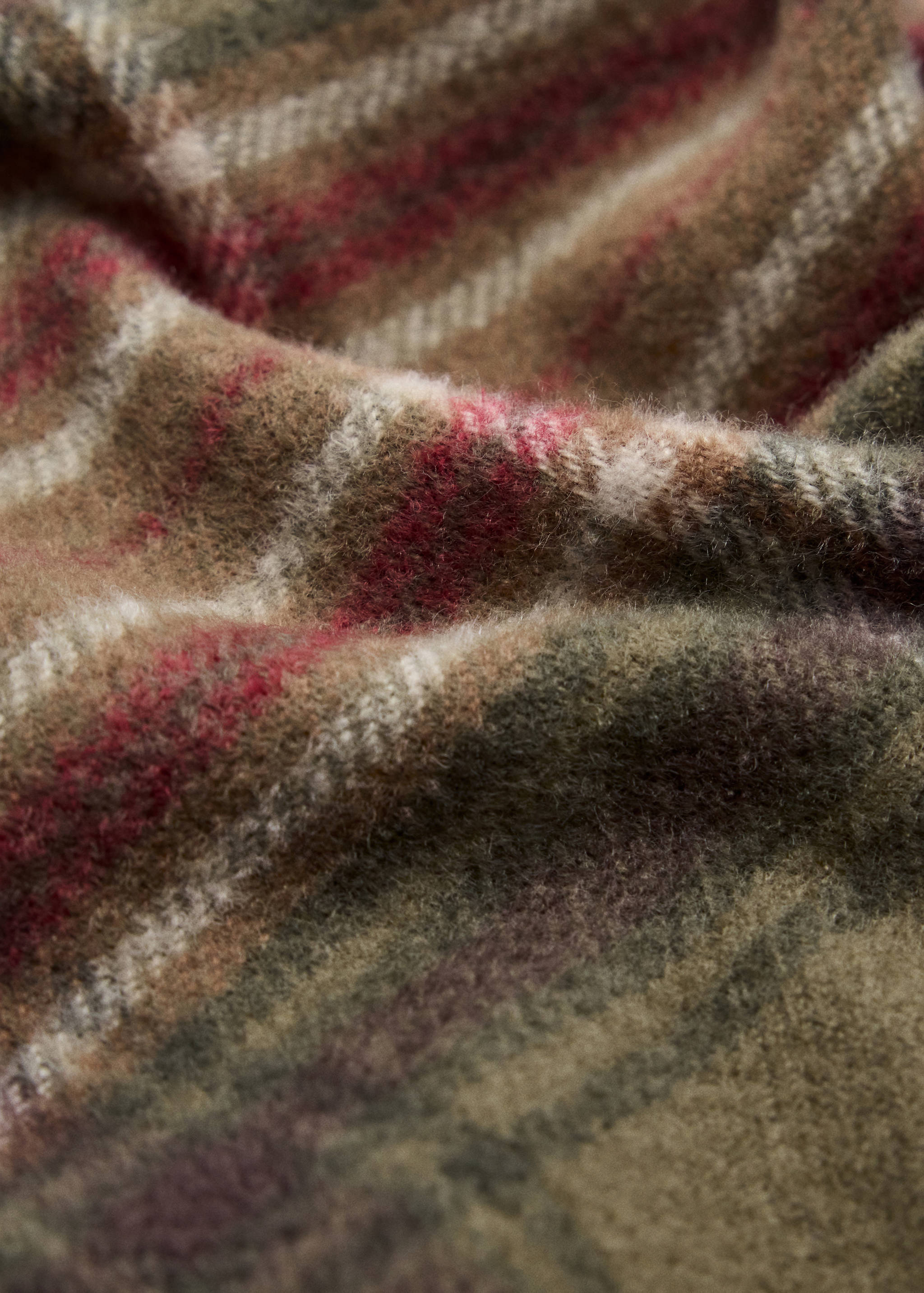 Fringed check scarf - Details of the article 1