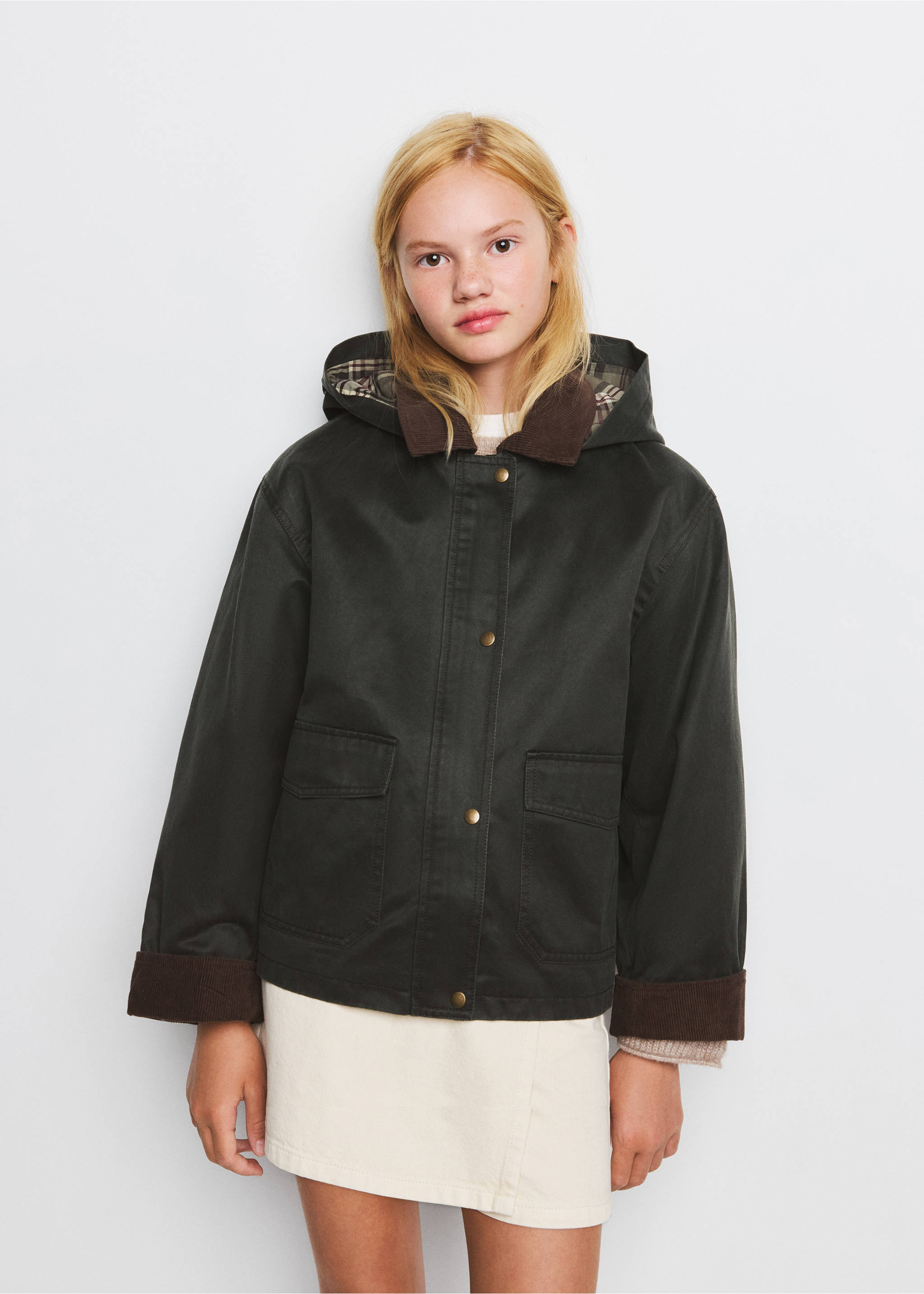 Corduroy-collar jacket - Medium plane, Khaki. Ref: 37085984-00.