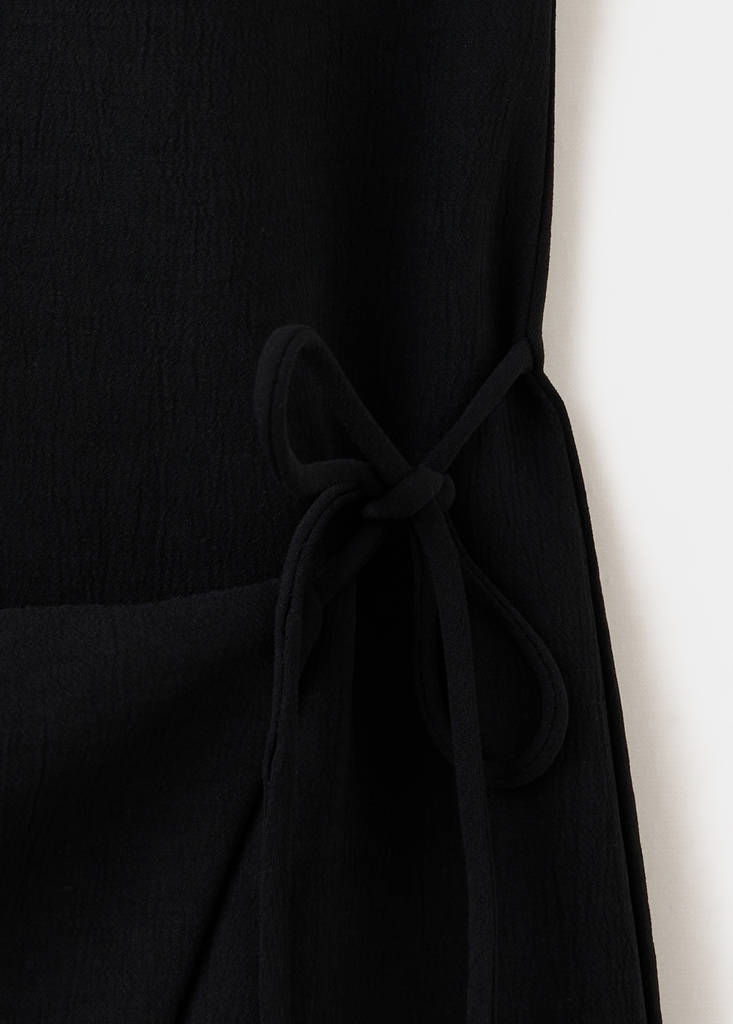 Wrap dress with side tie — Black