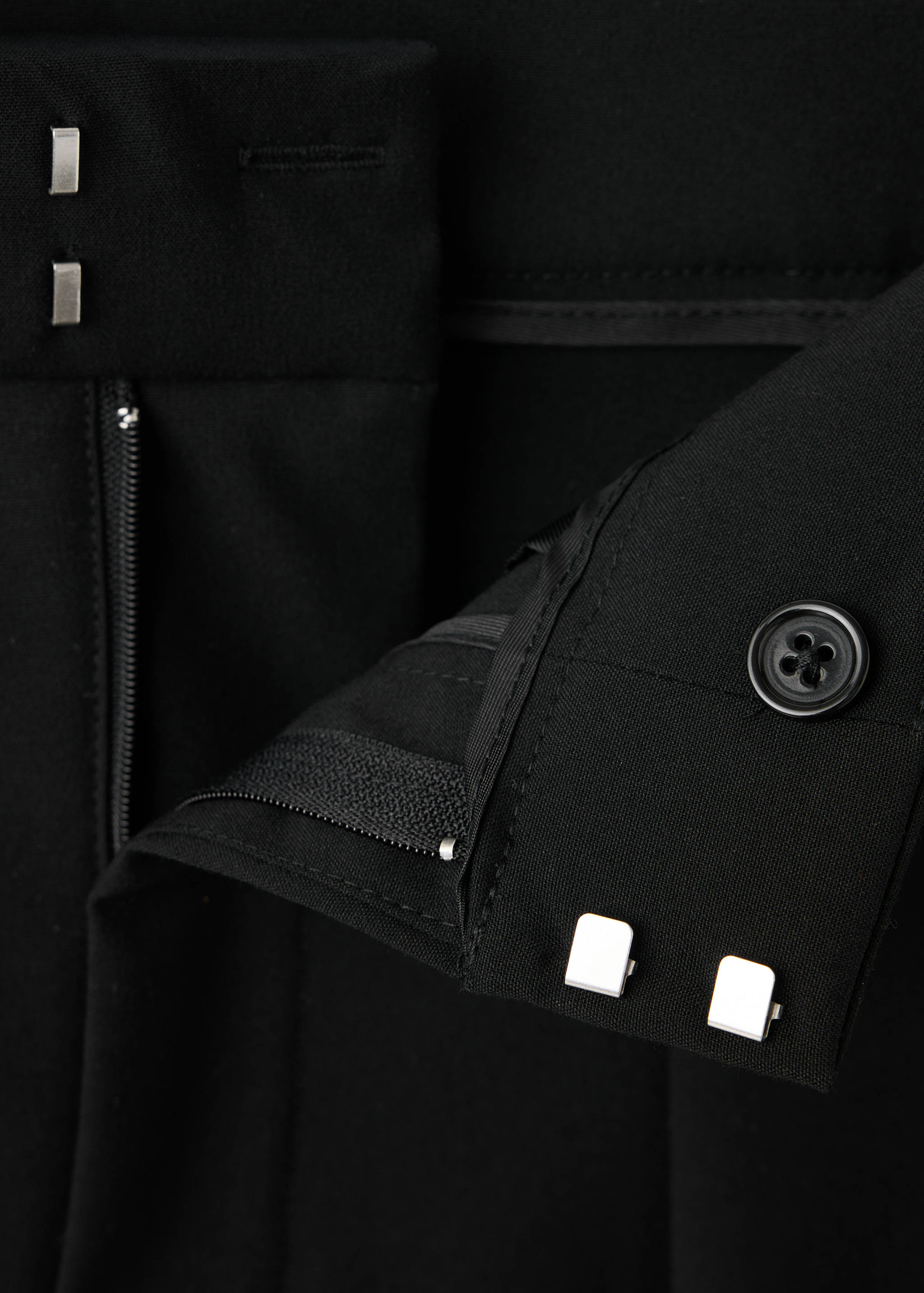 Balloon pleated trousers - Details of the article 0