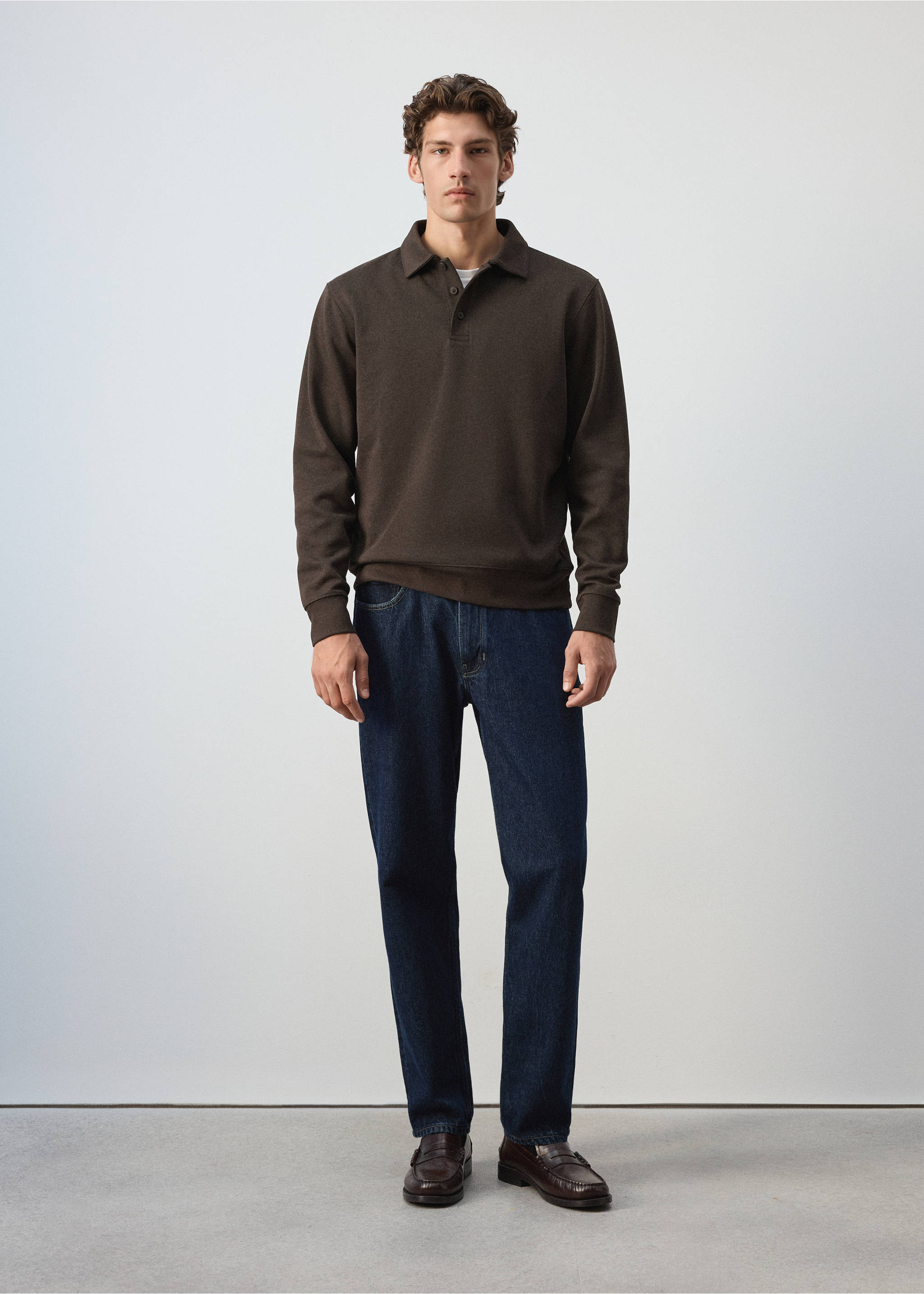 Dark brown polo sweatshirt with long sleeves and collar., Brown. Ref: 37085998-00.