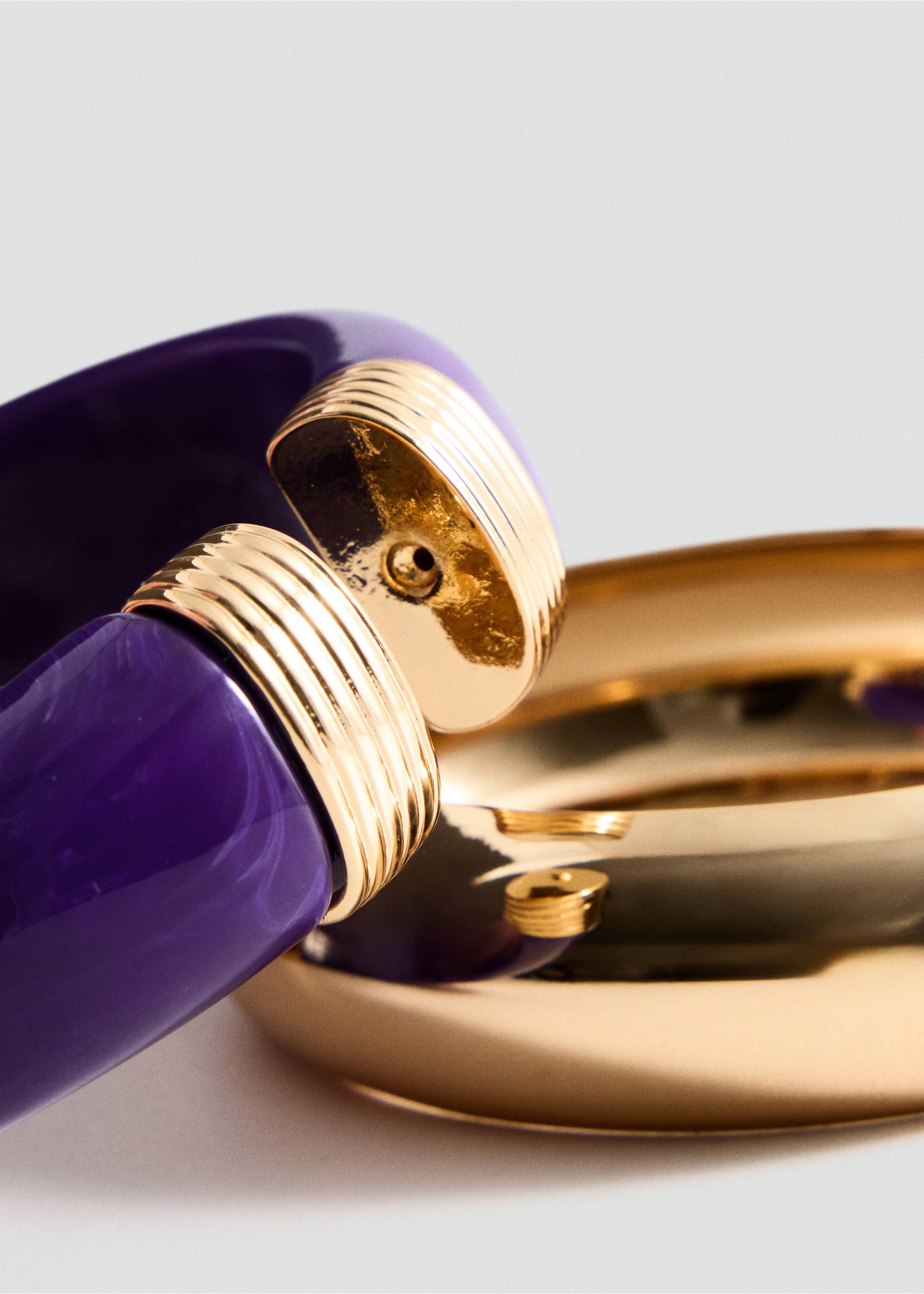 Pack of 2 bracelets with an irregular design - Medium plane, Gold. Ref: 37086008-00.