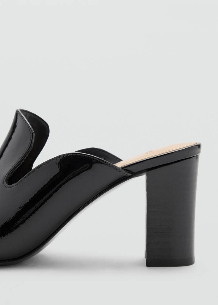 Patent leather high-heeled shoe — Black