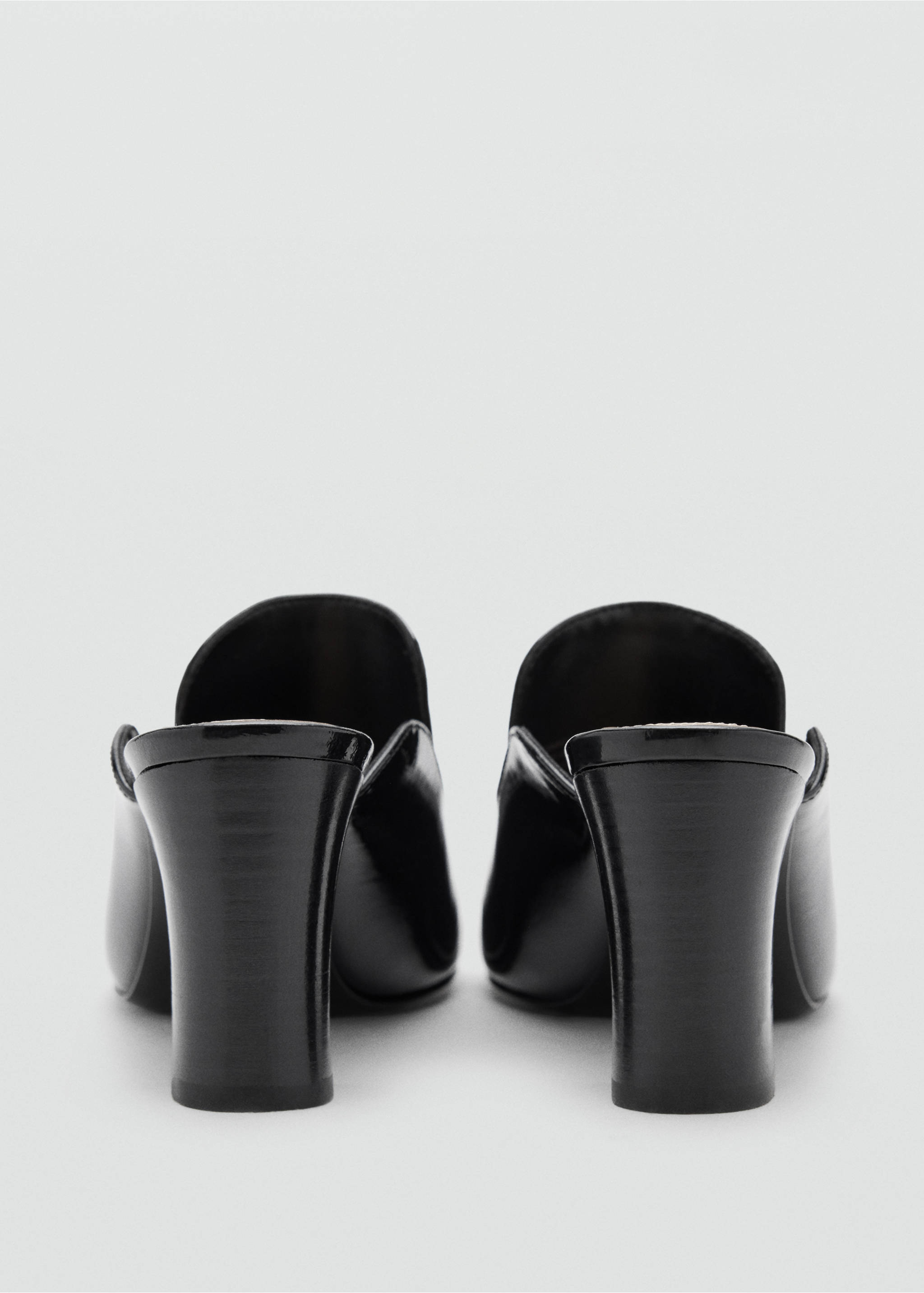 Patent leather high-heeled shoe - Details of the article 3, Black. Ref: 37086011-00.