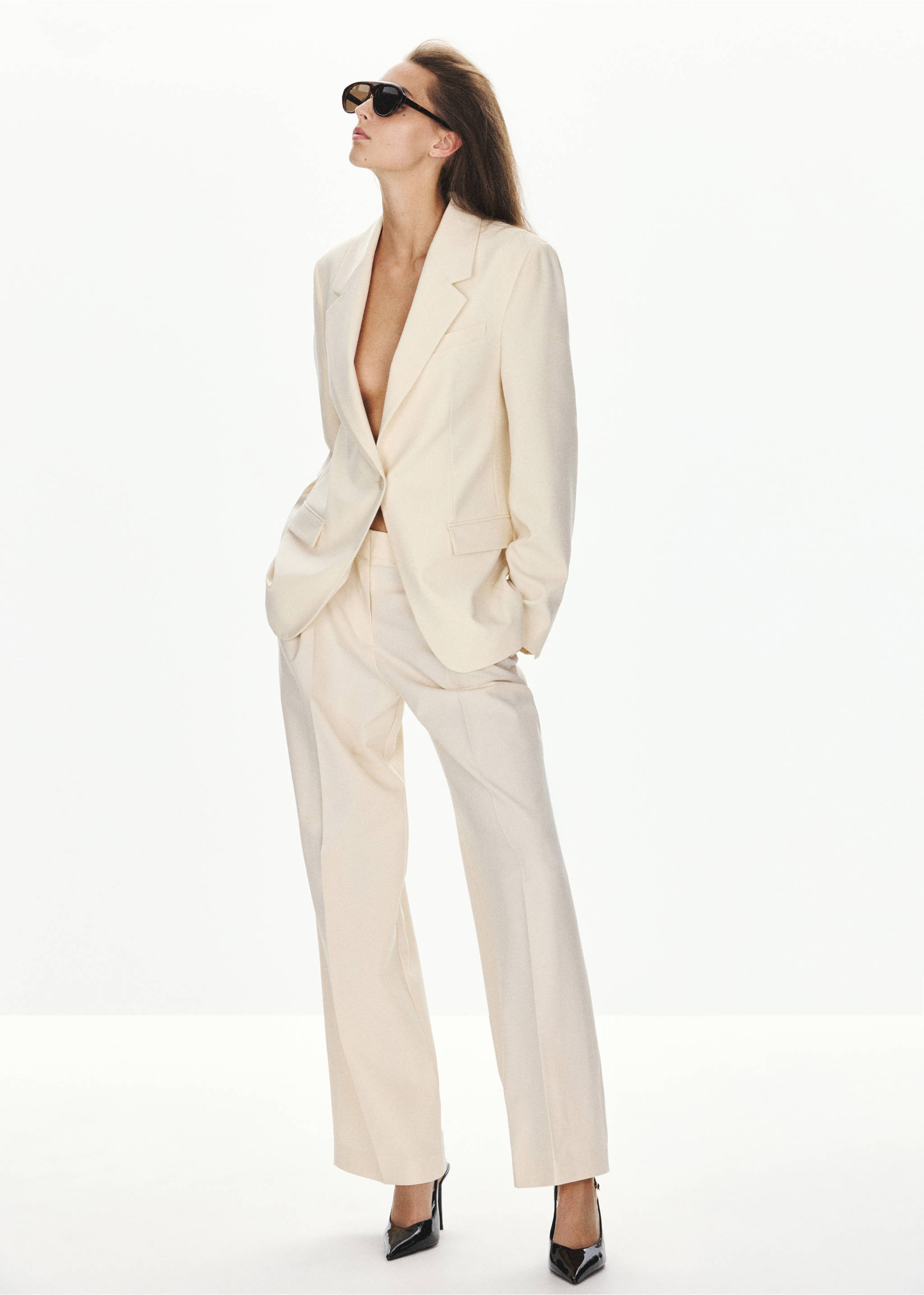 Pleated suit trousers - General plane, Ecru. Ref: 37086013-01.
