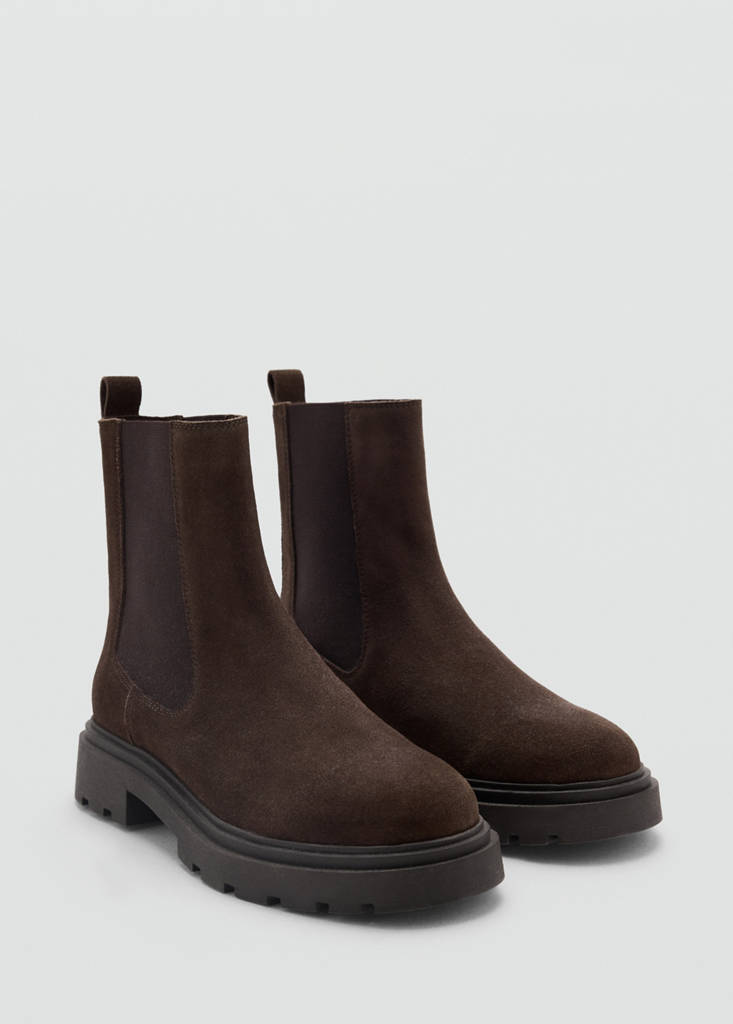 Chelsea ankle boot in suede-look with track sole
