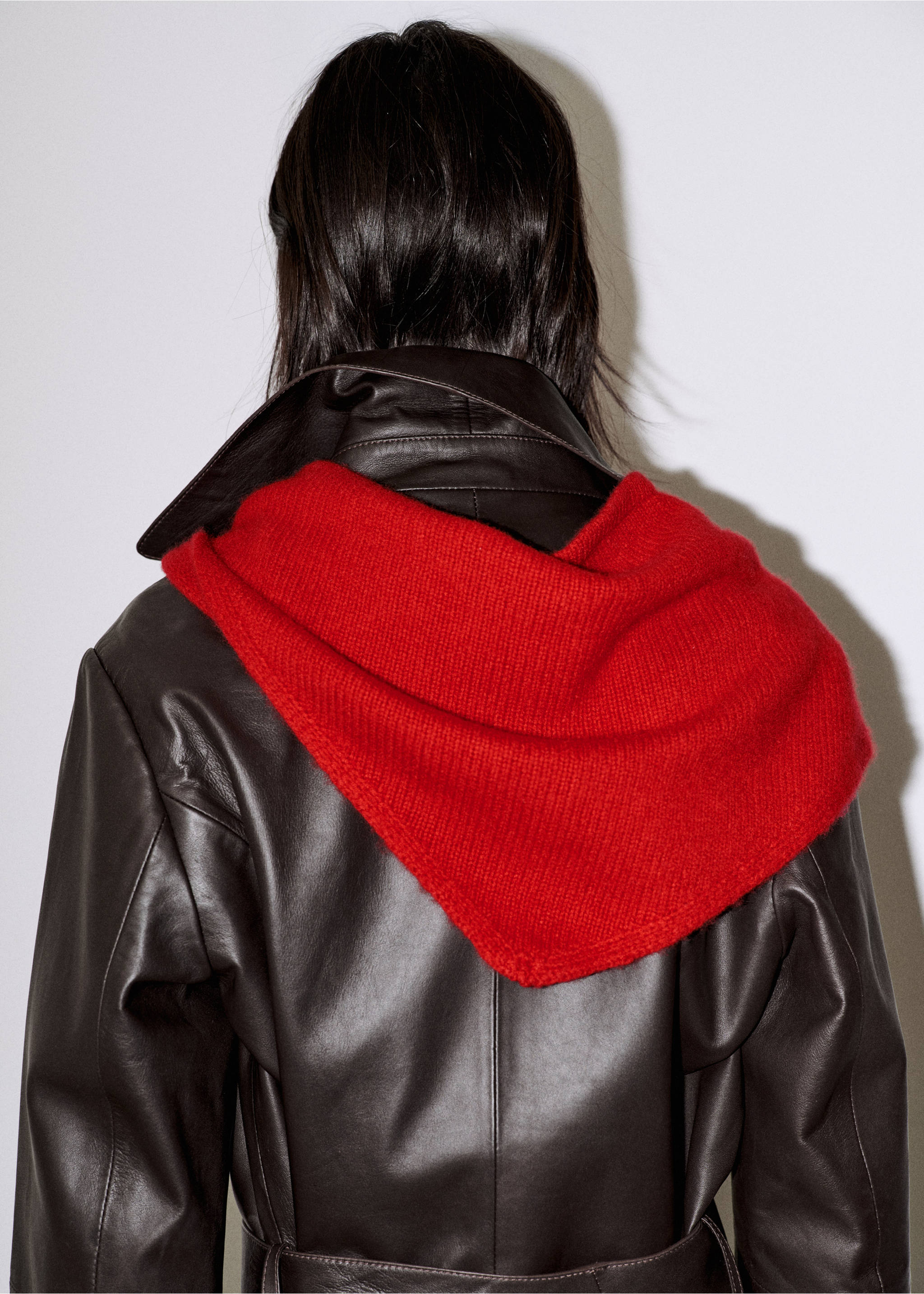 Pañuelo mezcla lana cashmere - Detalle del artículo 9, Rojo. Ref: 37086332-00.