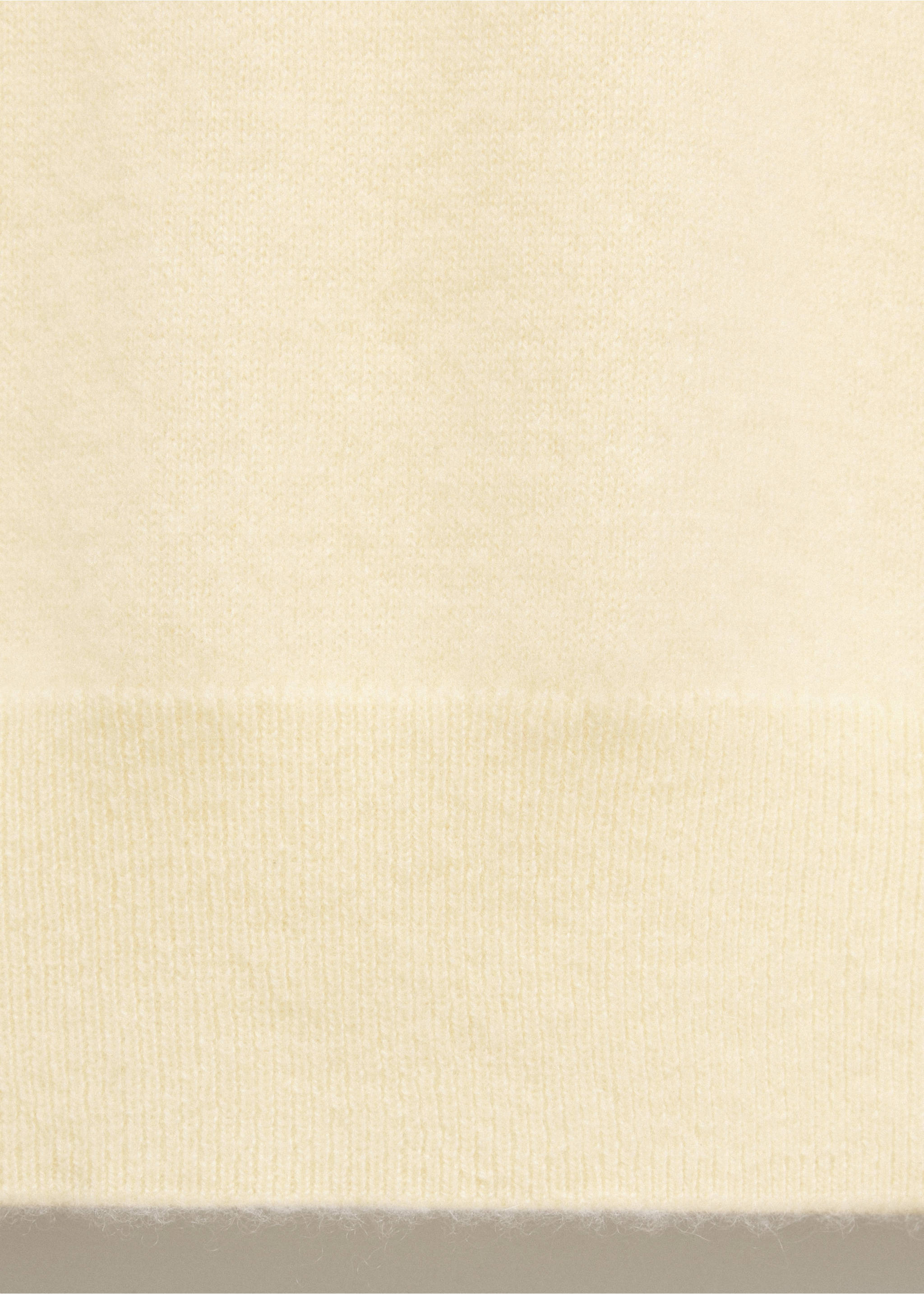 100% cashmere round-neck sweater - Details of the article 0, Pastel Yellow. Ref: 37086334-00.