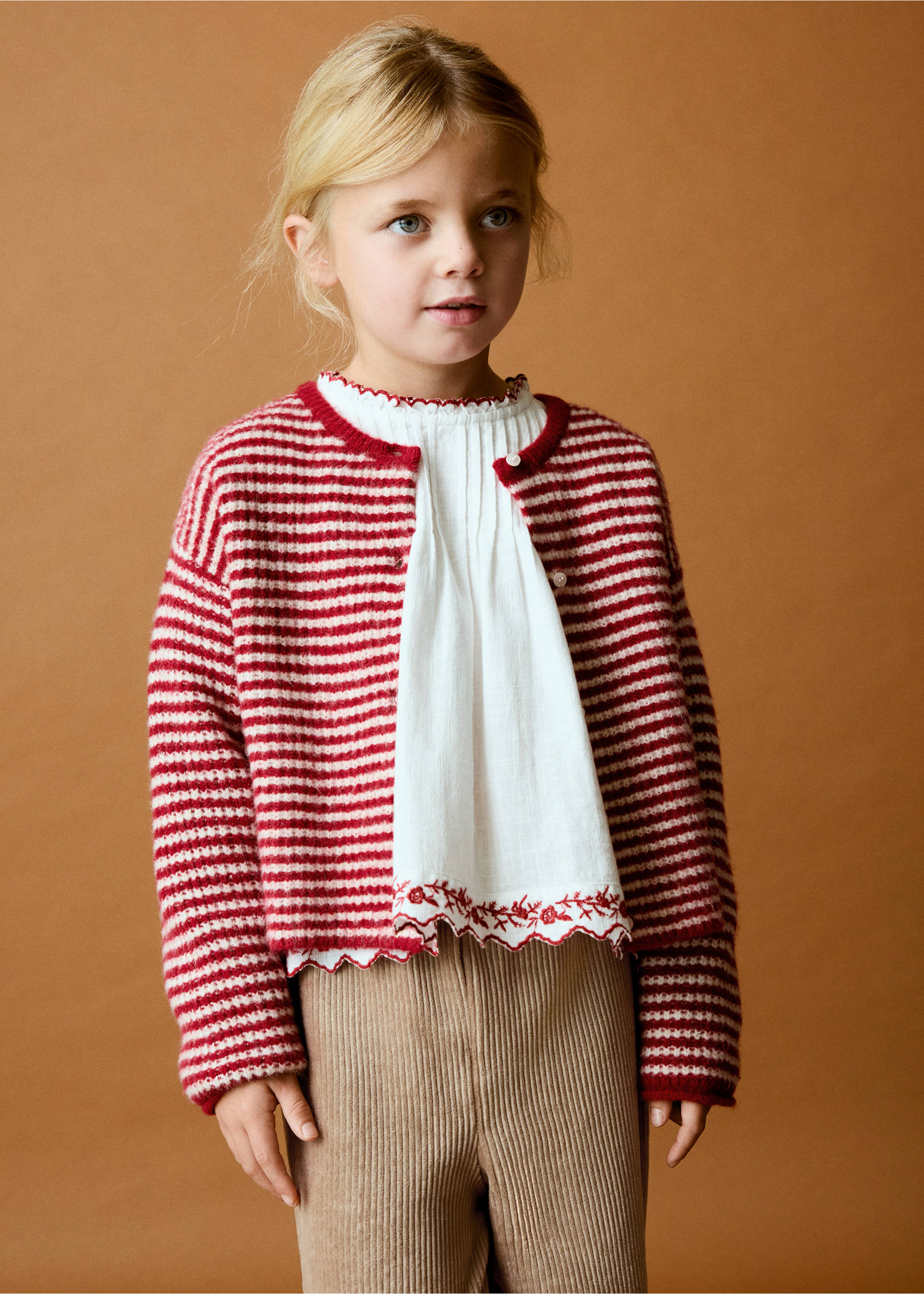 Cardigan de malha às riscas - Plano geral, Vermelho. Ref: 37086338-00.