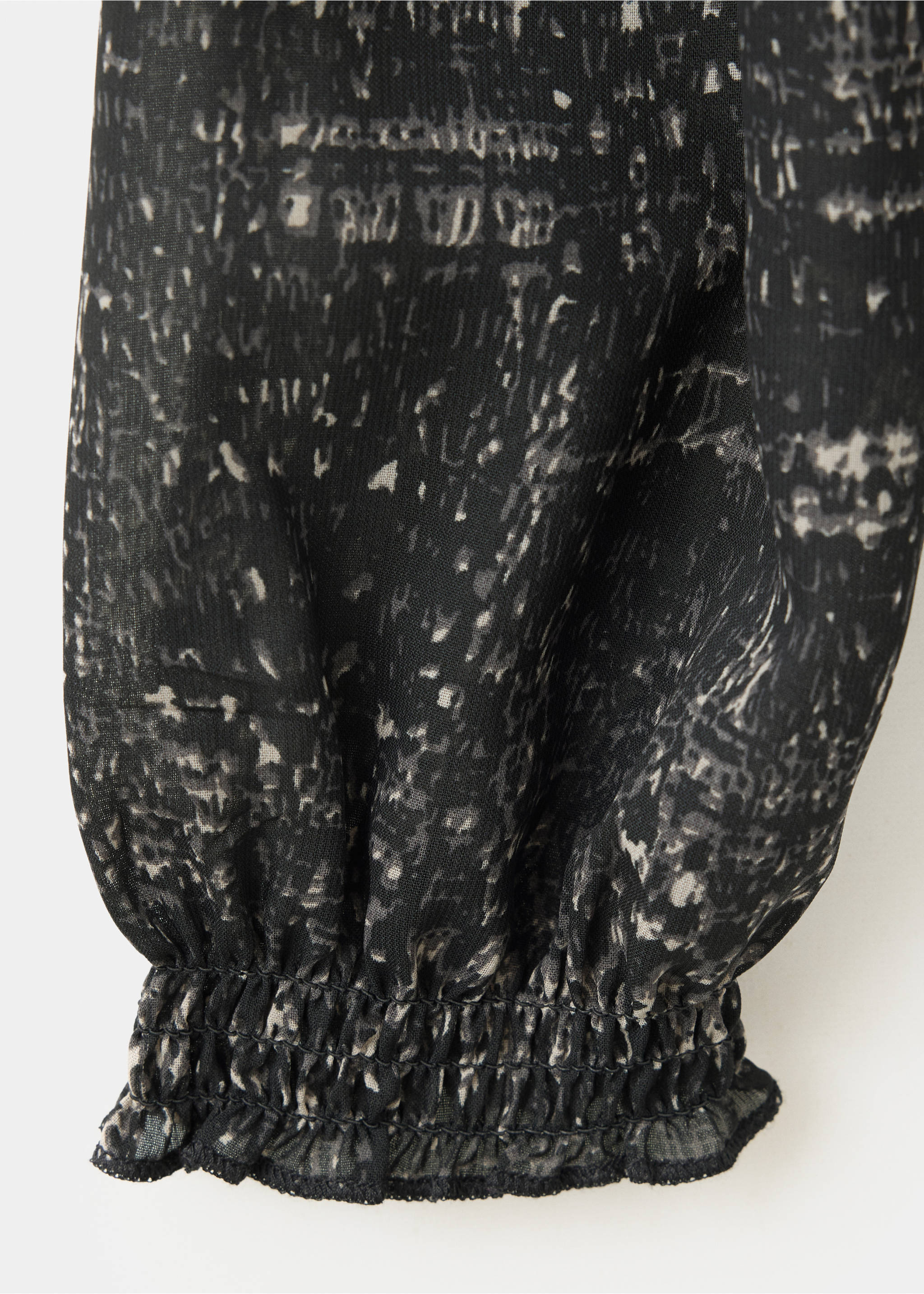 Asymmetric printed top with tie detail - Details of the article 0, Black. Ref: 37086341-00.