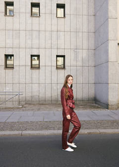 Straight-fit leather trousers — Wine 19