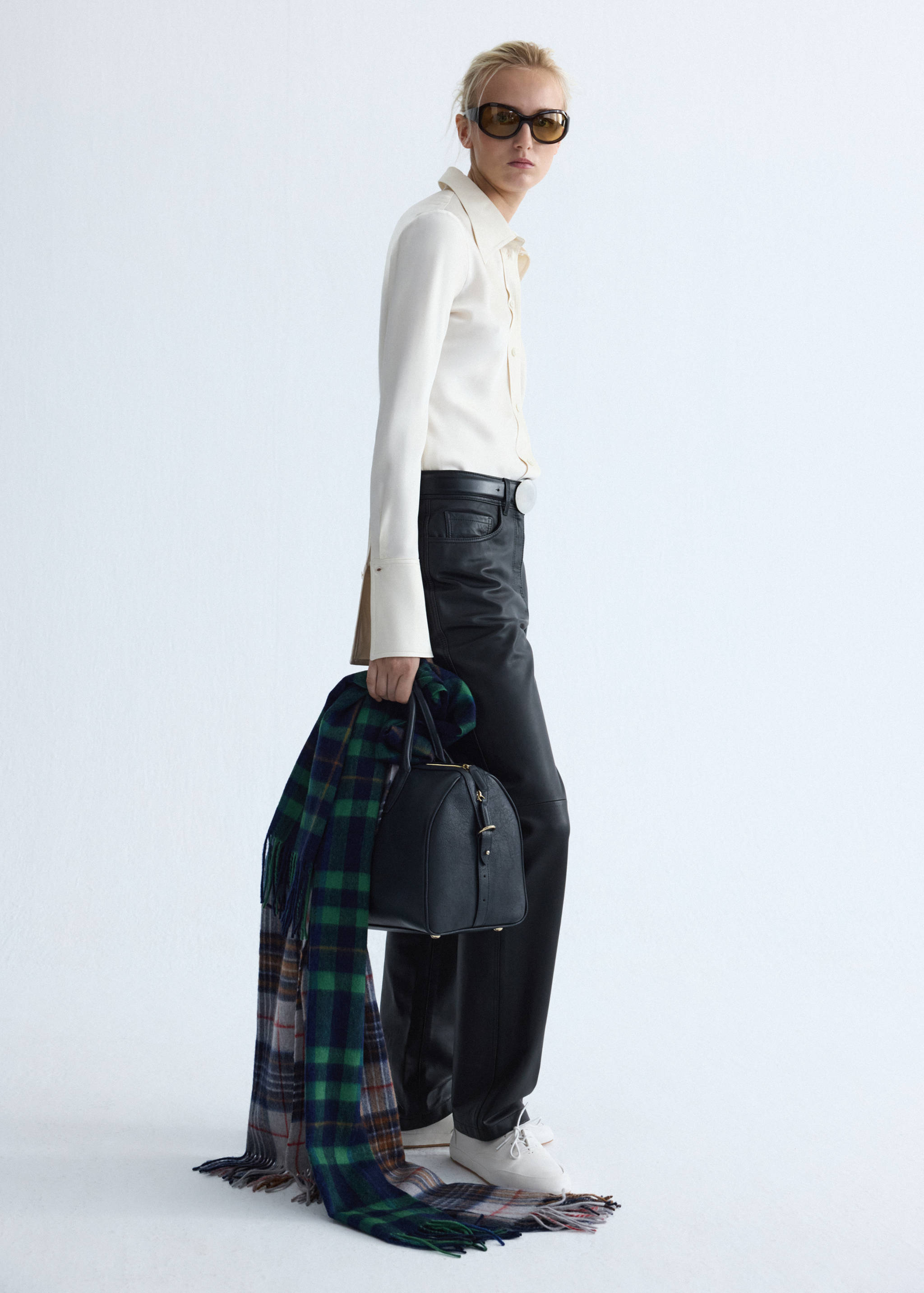 Pantalon droit en cuir - Détail de l'article 4