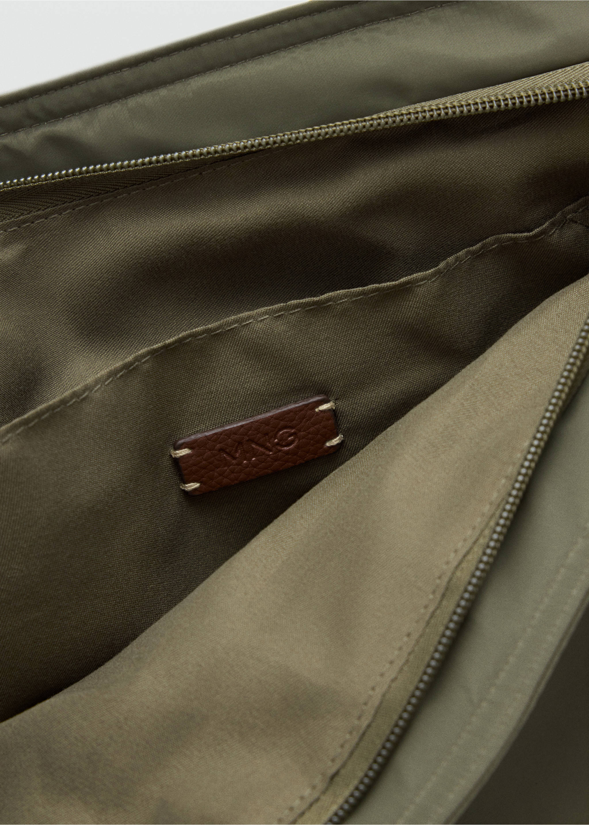 Tote bag with contrast leather-effect handles - Details of the article 2, Khaki. Ref: 37086355-00.