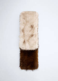 Faux fur contrast scarf — Beige 3