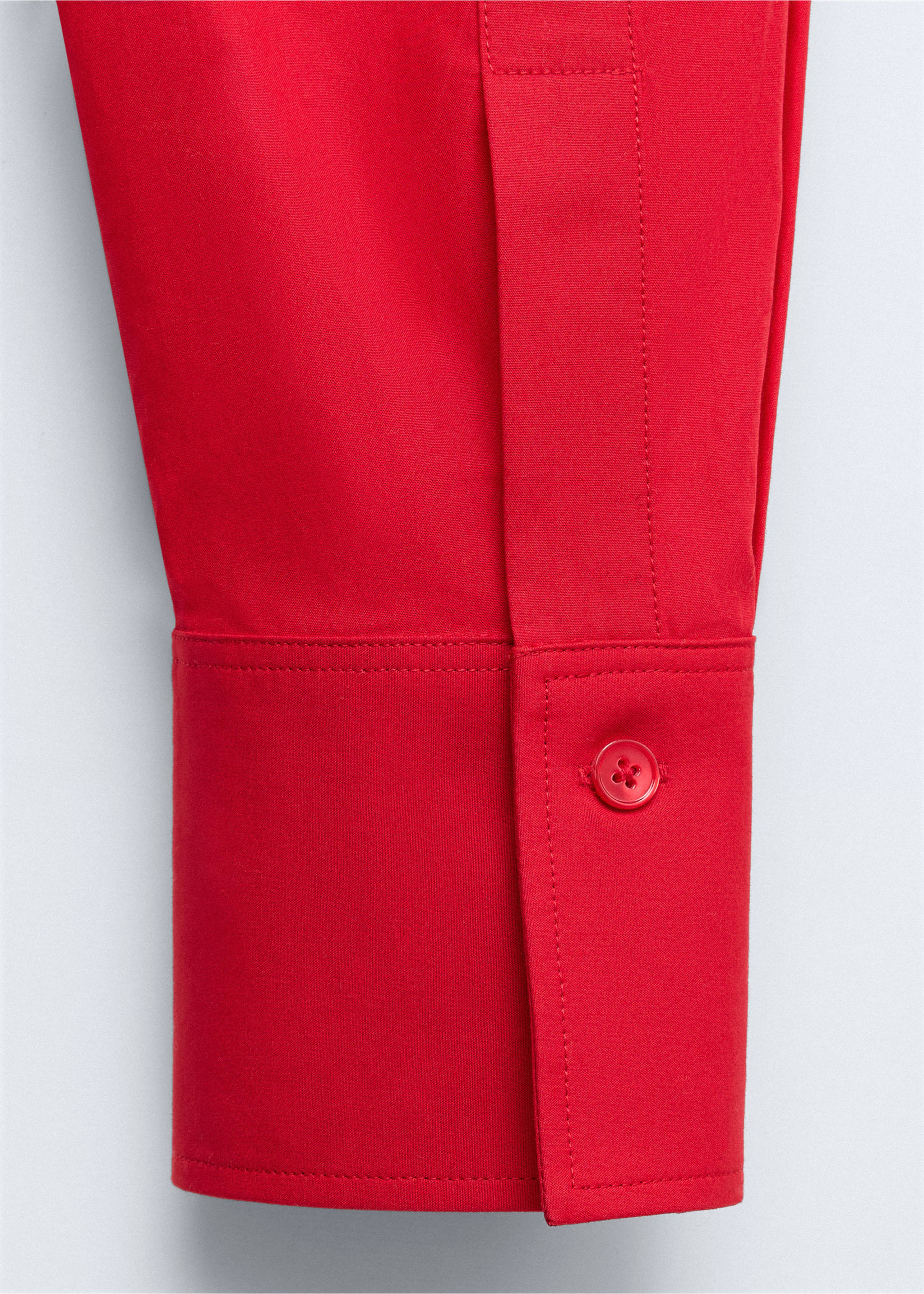 Chemise droite en popeline - Plan moyen, Rouge. Ref: 37086366-01.