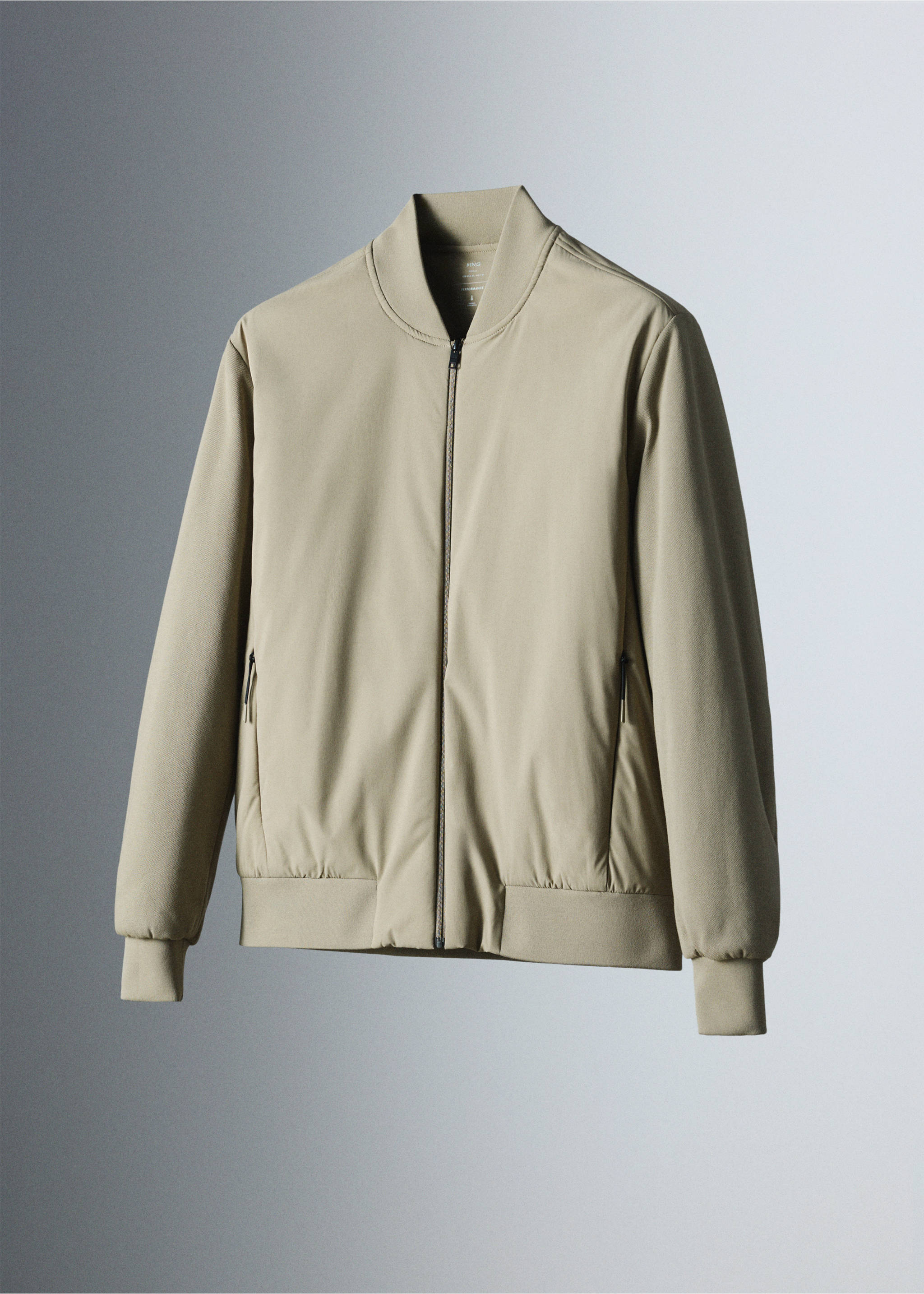 Thermolite®-filled bomber jacket - Details of the article 5, Medium Brown. Ref: 37086726-00.