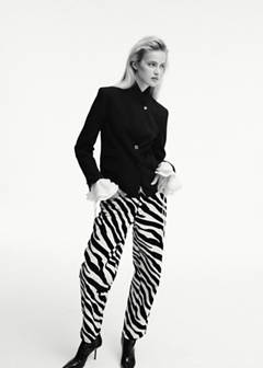 Straight-cut blazer with a stand-up collar — Black 10