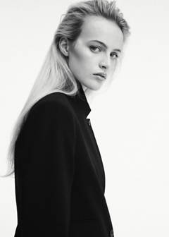Straight-cut blazer with a stand-up collar — Black 13