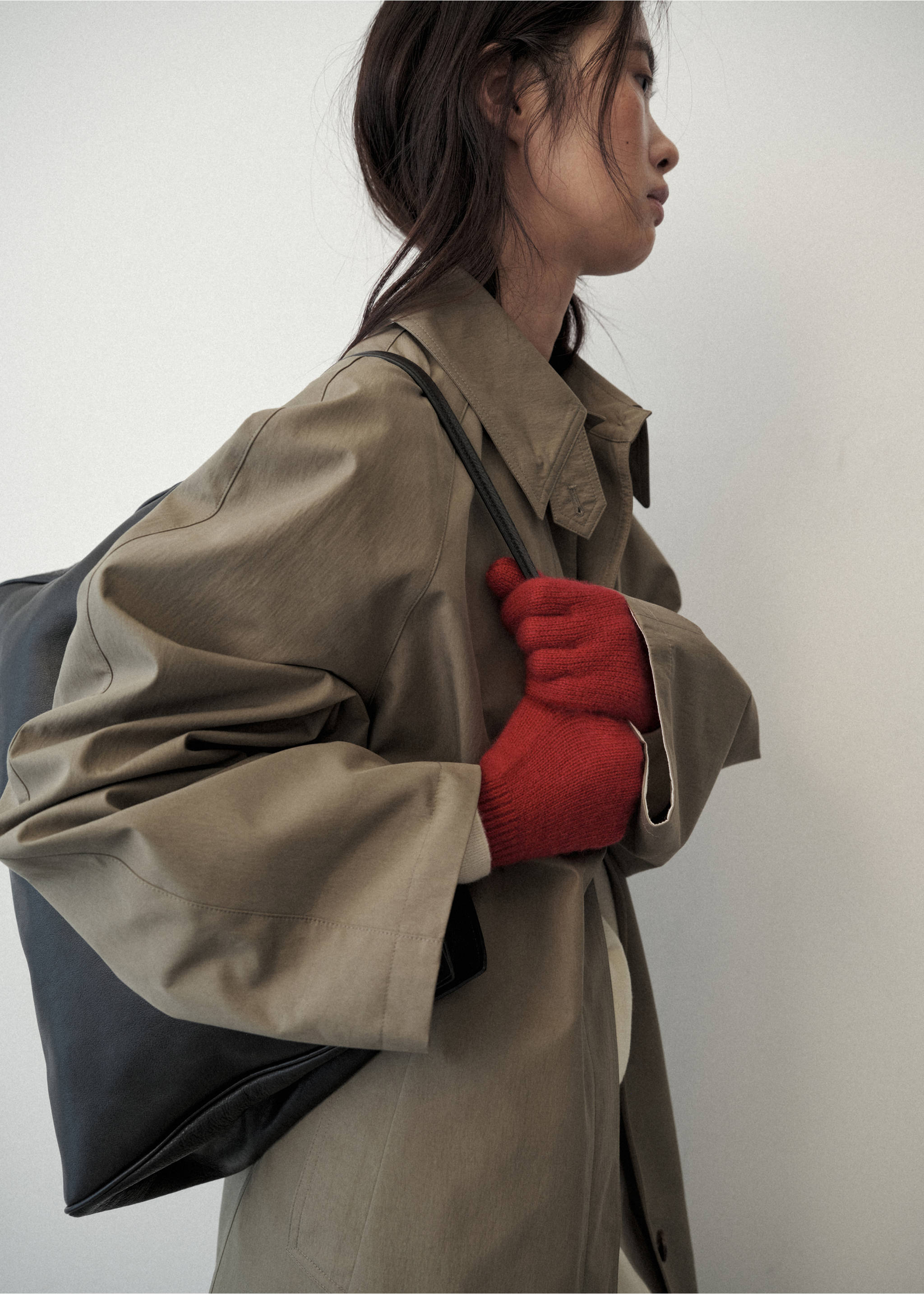 100% Cashmere gloves - Details of the article 9, Red. Ref: 37087114-00.