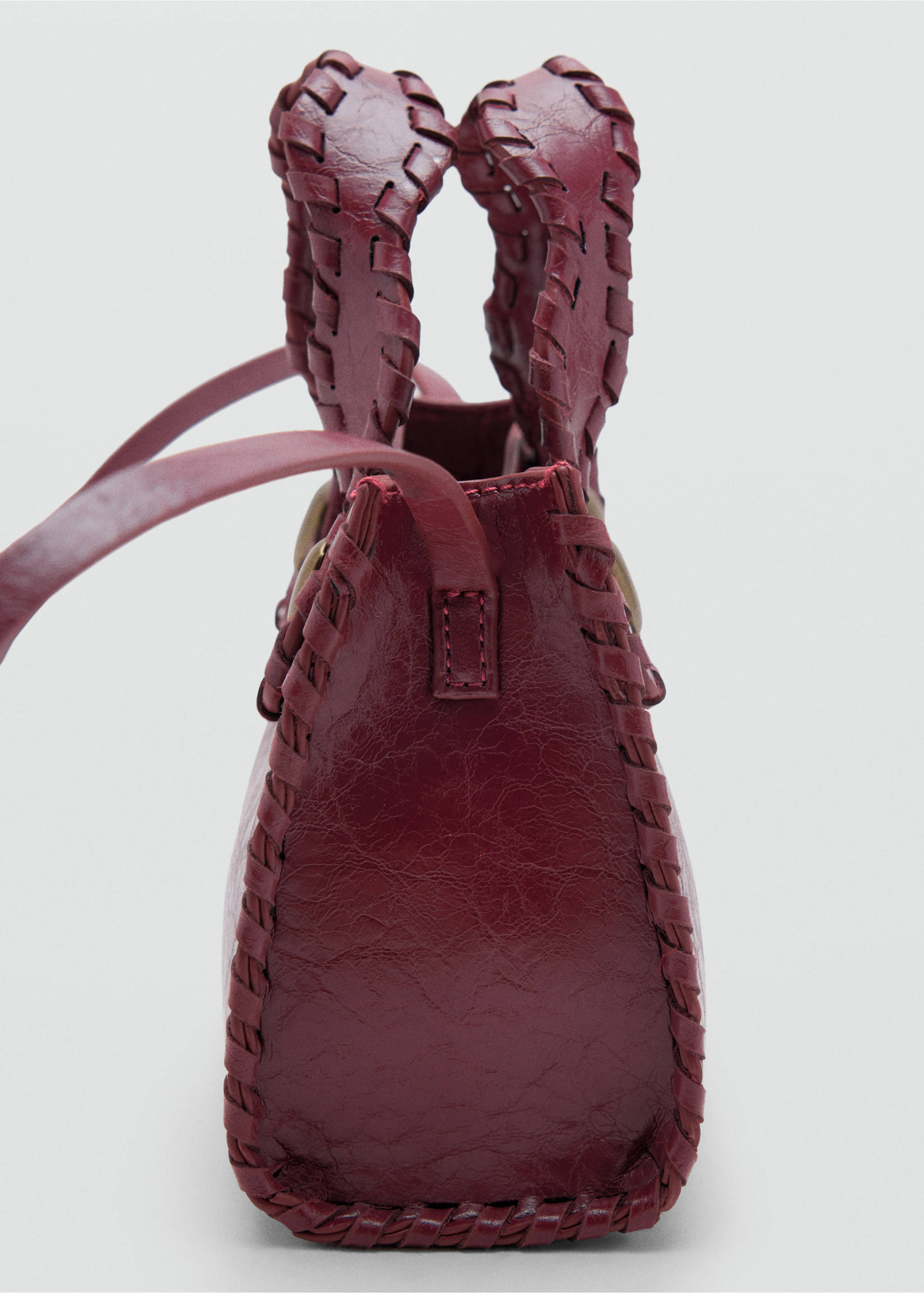 MINI BAG HEART - Details of the article 2, Maroon. Ref: 37087132-00.