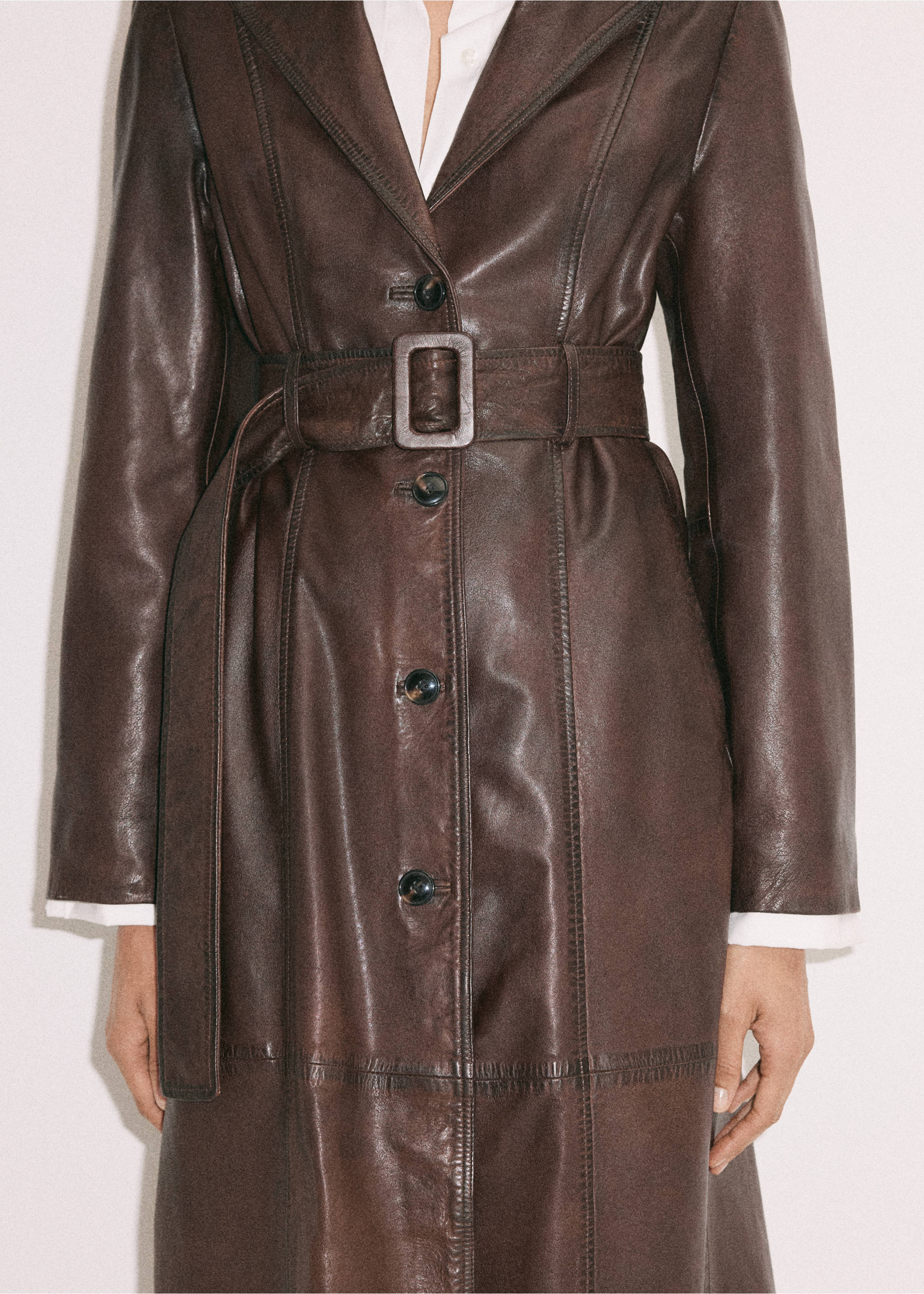 Leather trench coat with belt - Details of the article 1, Brown. Ref: 37087773-00.