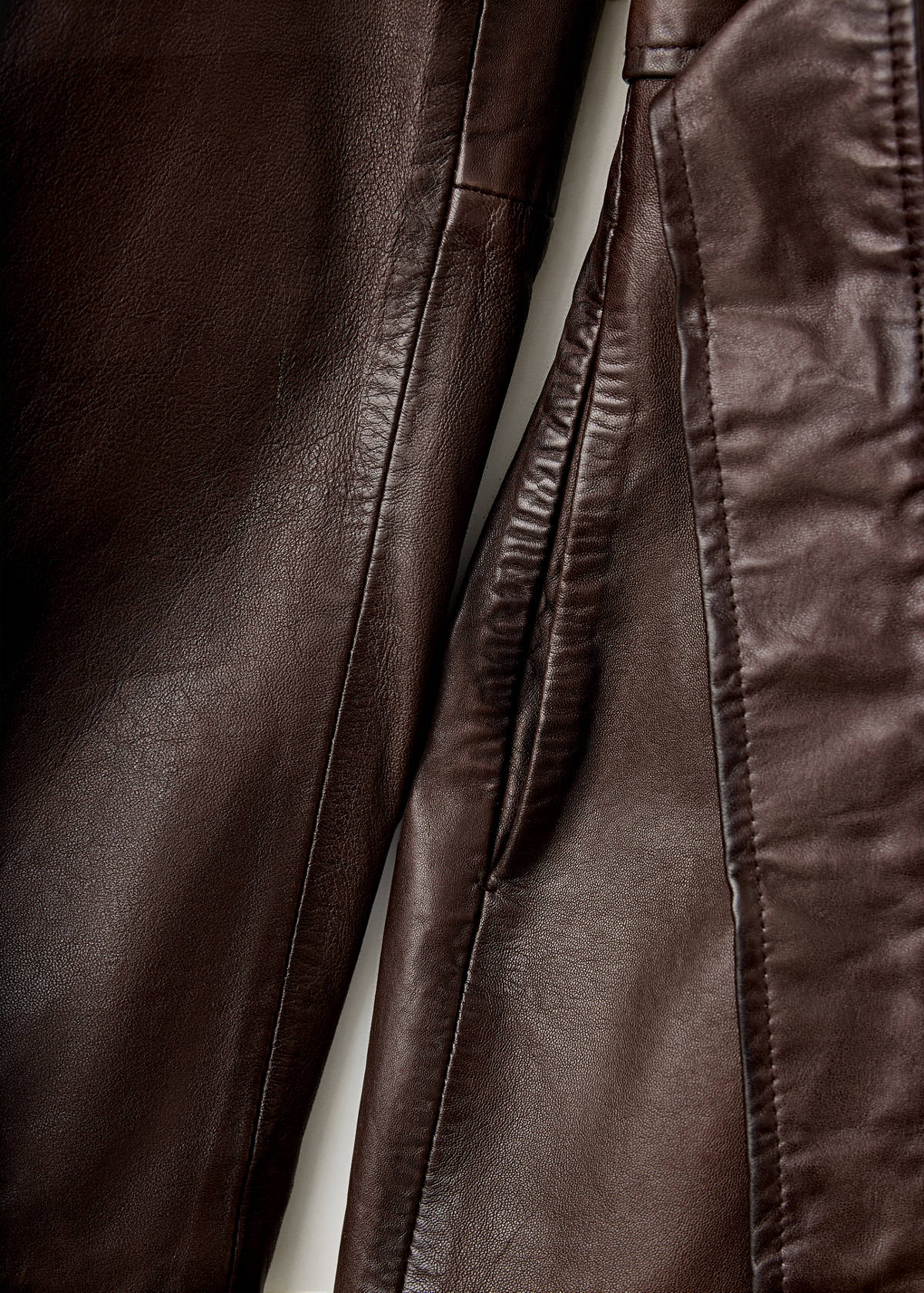 Leather trench coat with belt — Brown