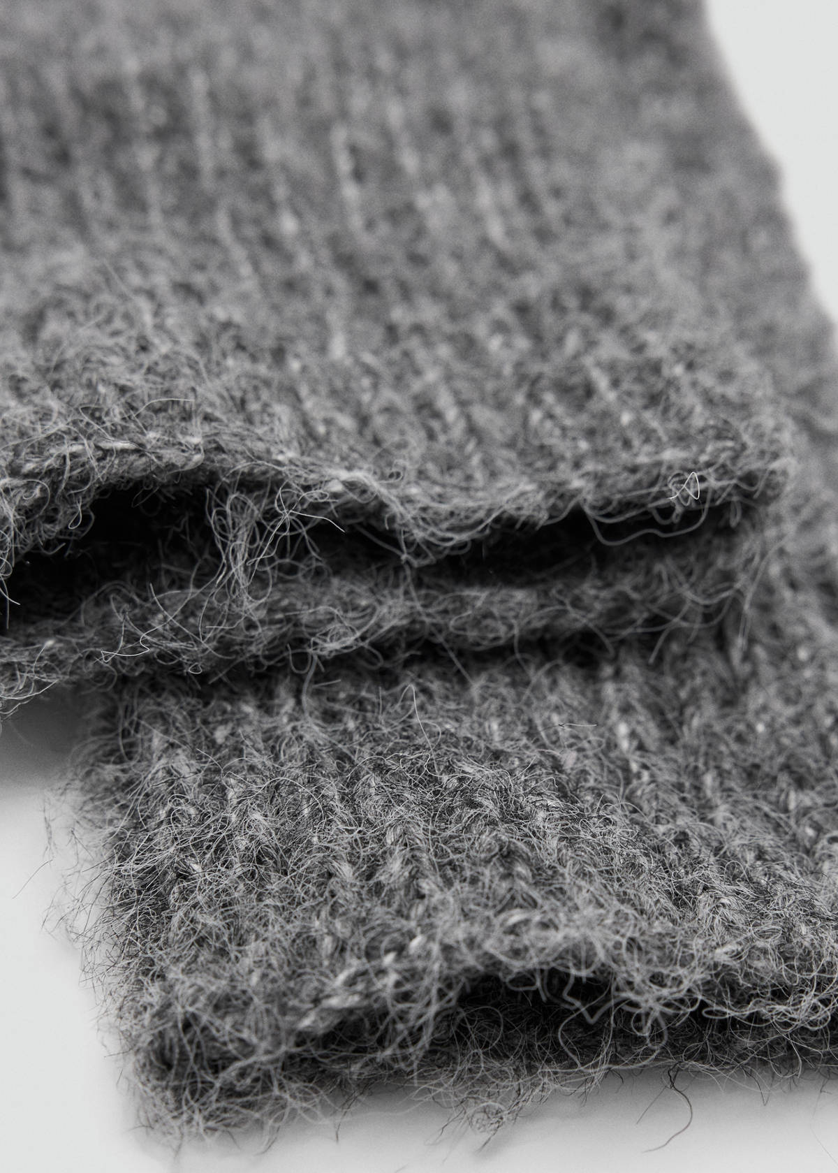 Plain knit gloves — Charcoal