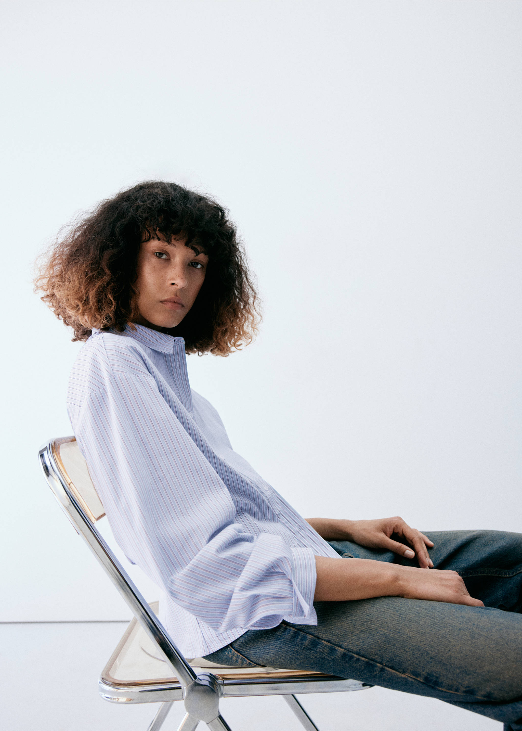 Striped cropped shirt - Details of the article 3, Sky Blue. Ref: 37087780-00.
