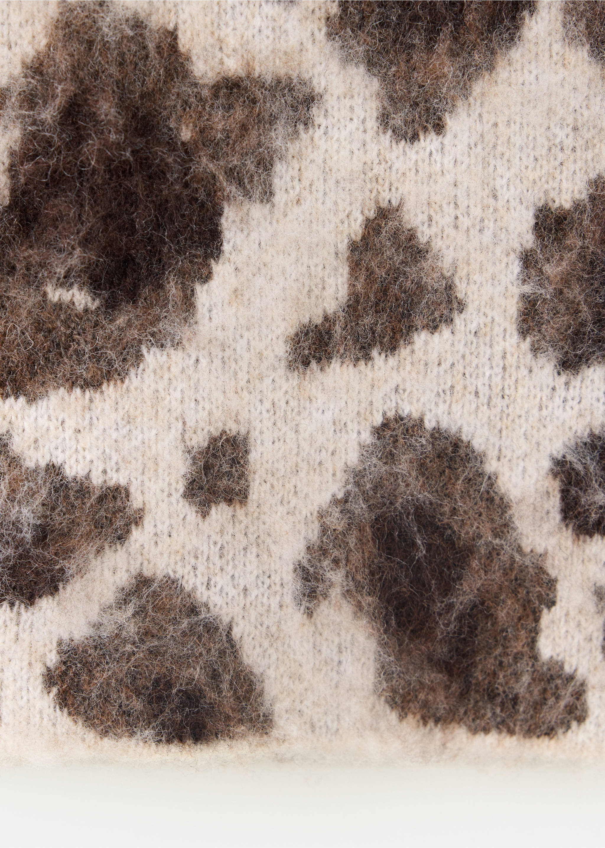Animal print knit top - Details of the article 0, Brown. Ref: 37087786-00.