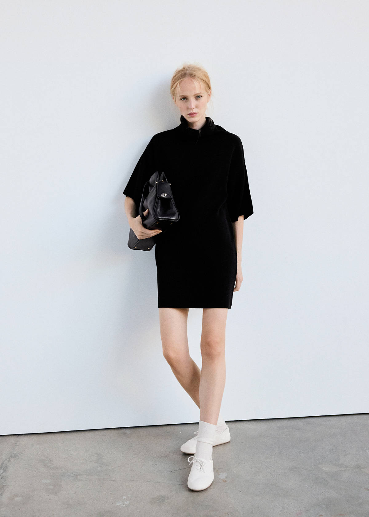 Knitted turtleneck dress — Black