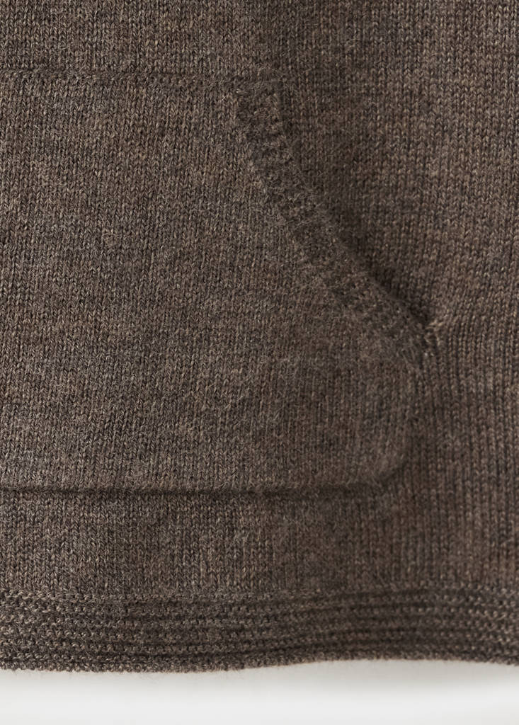 Kangaroo pocket knit sweater — Chocolate