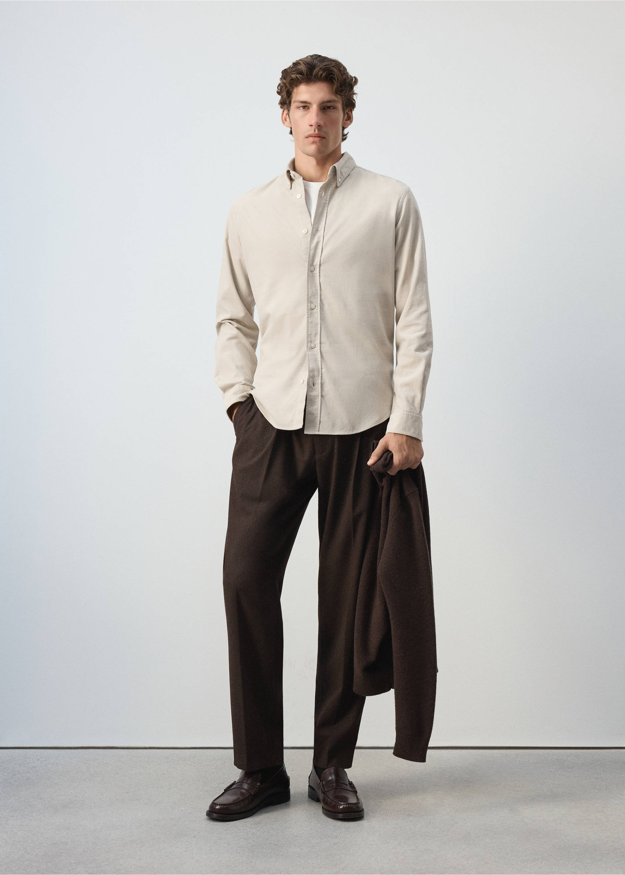 Classic Fit-Feincordhemd - Allgemeine Ansicht, Hellgrau/Pastellgrau. Ref: 37087900-00.