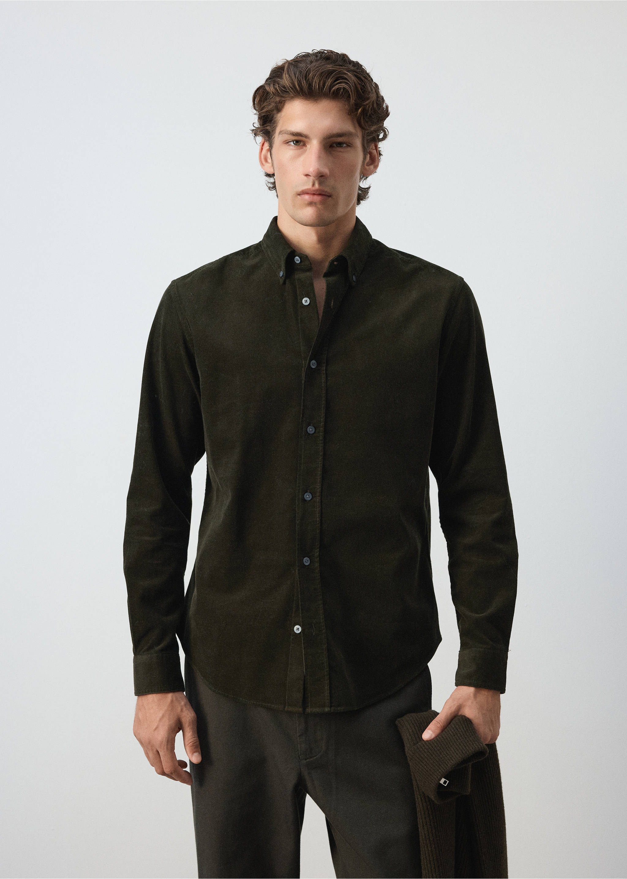 Dark green corduroy long-sleeve shirt with a button-down collar., Dark Green. Ref: 37087900-00.