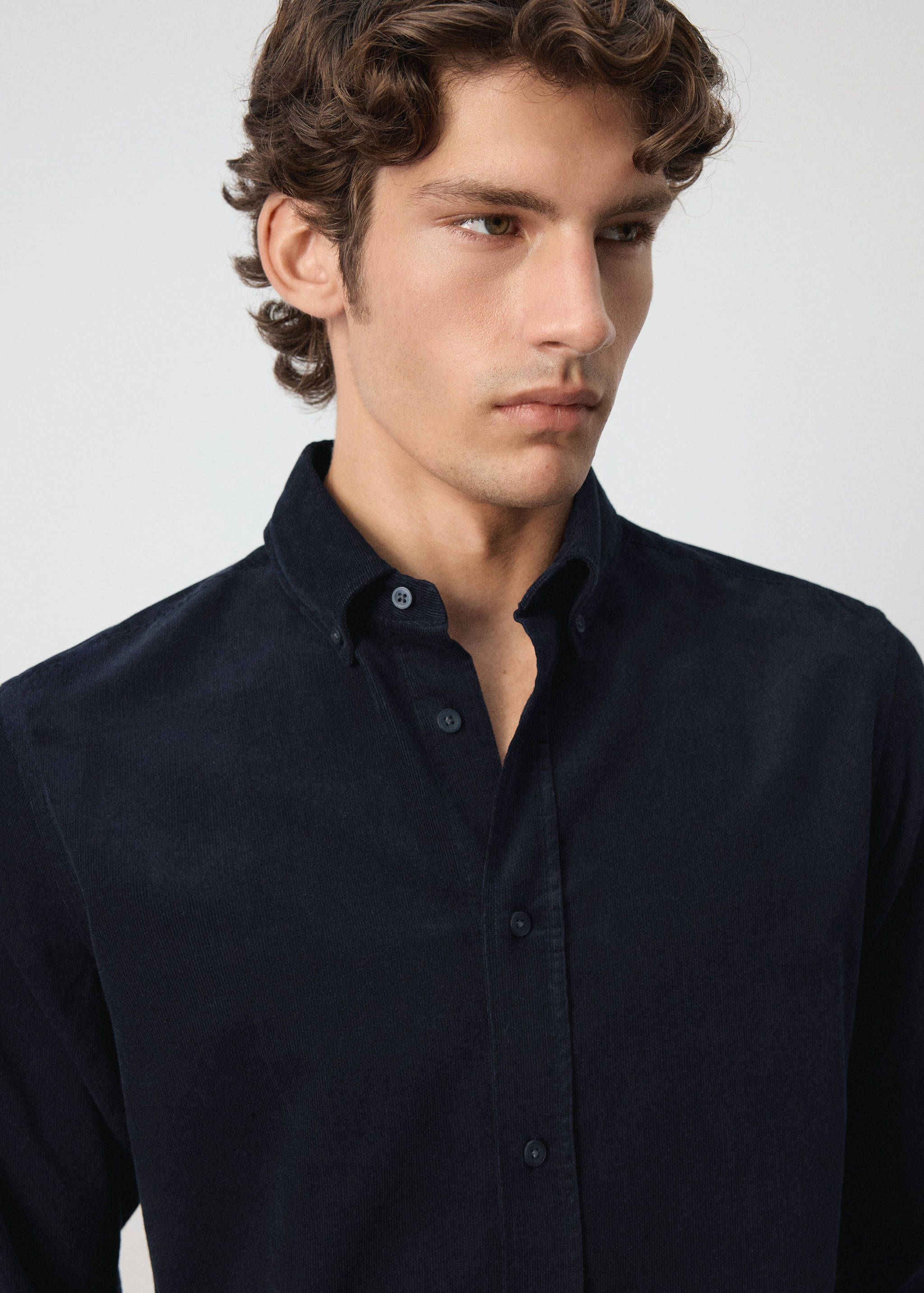 Classic-fit micro-corduroy shirt - Details of the article 1