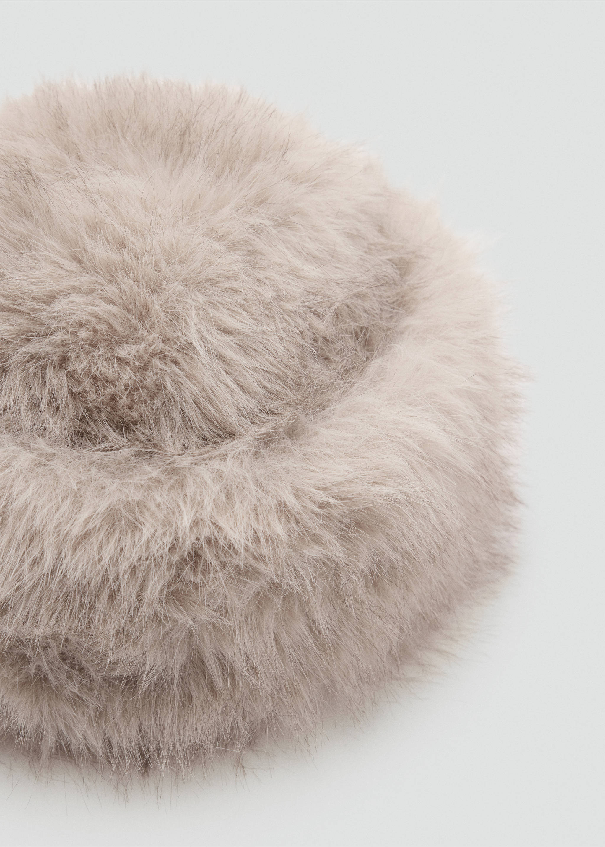 Sombrero pillbox efecto pelo - Plano medio, Crudo. Ref: 37087906-00.