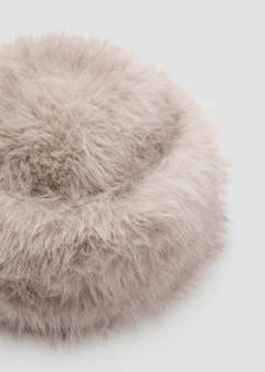Pillbox hat in faux fur effect — Ecru 2