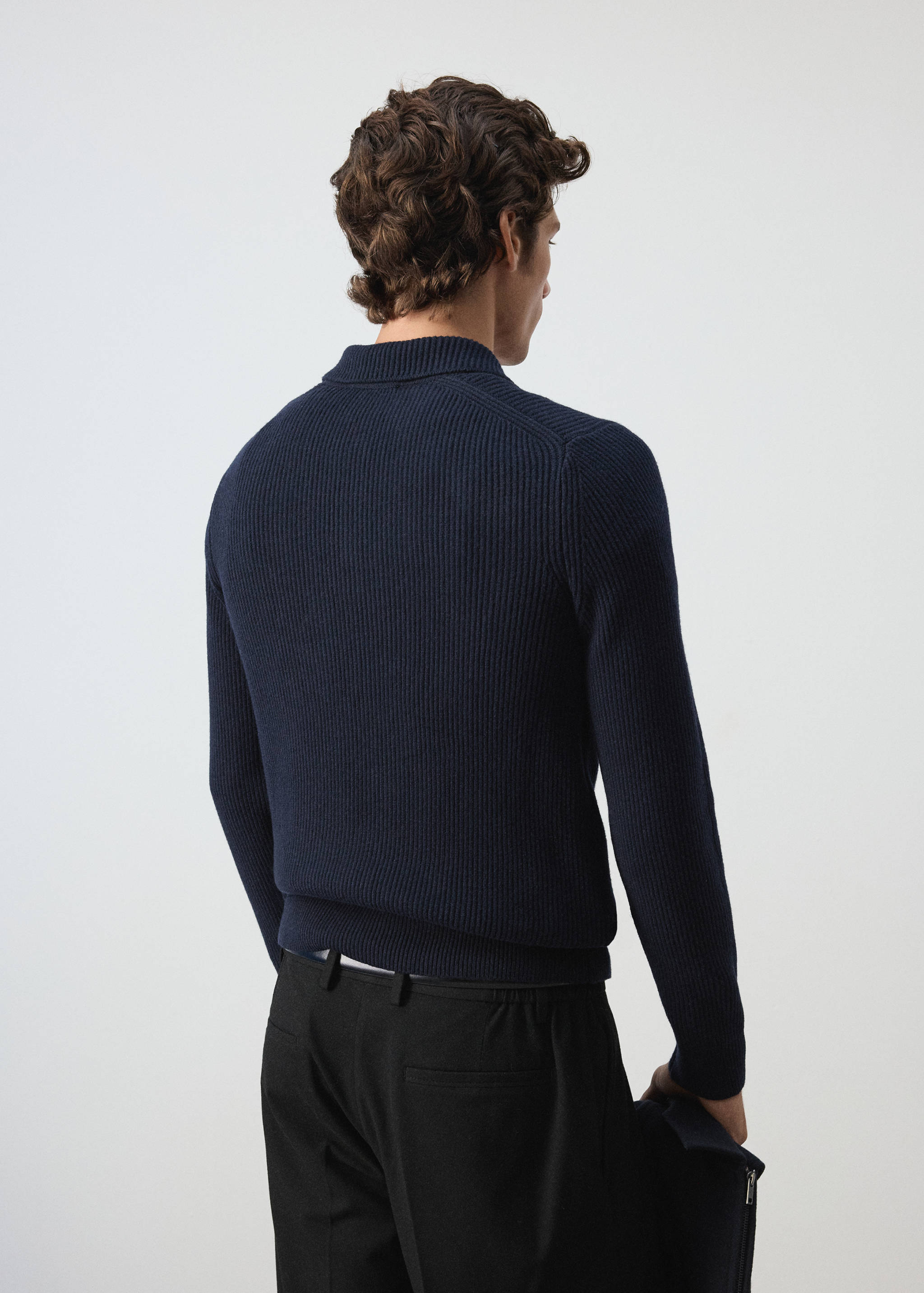Polo en jersey, mélange laine et coton, côtelé - Verso de l’article