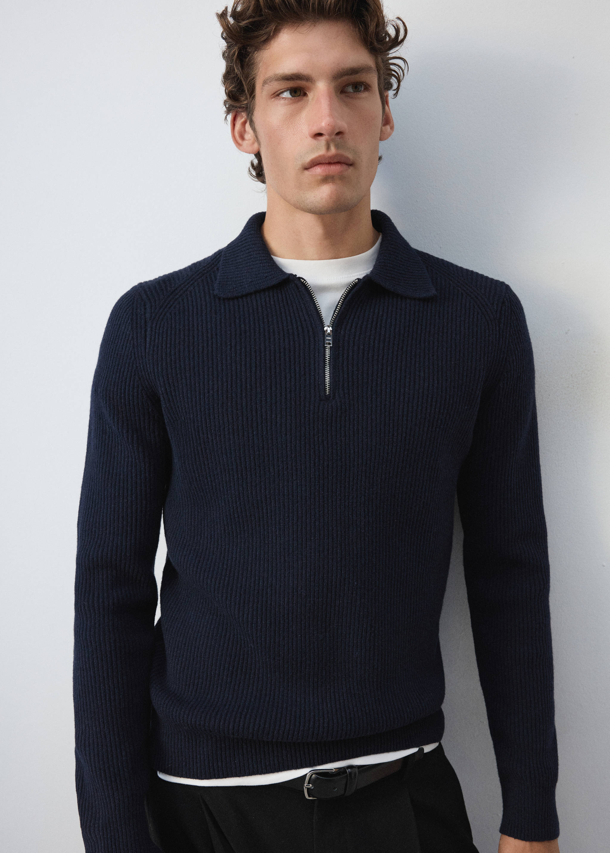 Polo en jersey, mélange laine et coton, côtelé - Détail de l'article 1