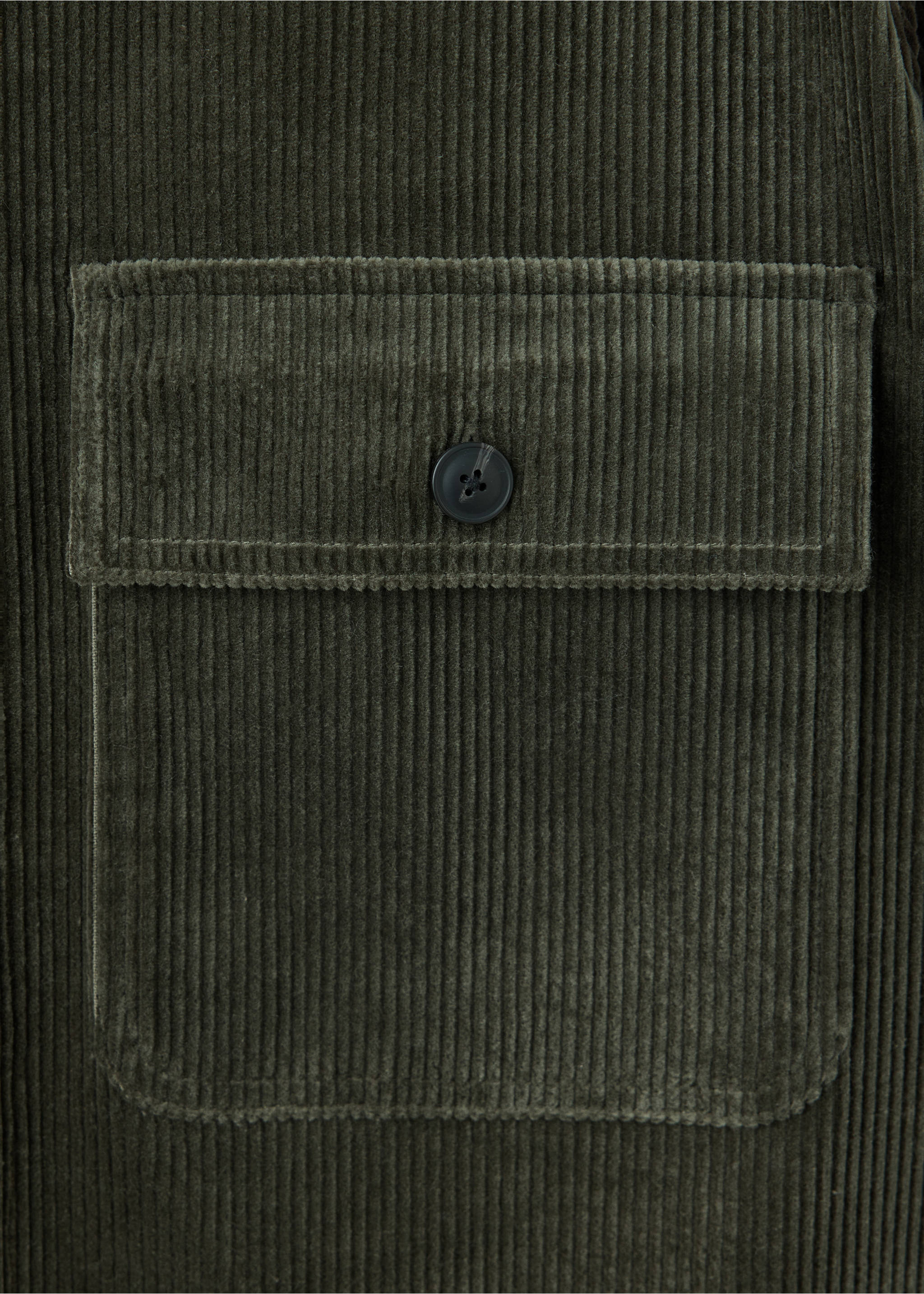 Corduroy overshirt with pockets - Details of the article 0, Dark Green. Ref: 37087920-00.