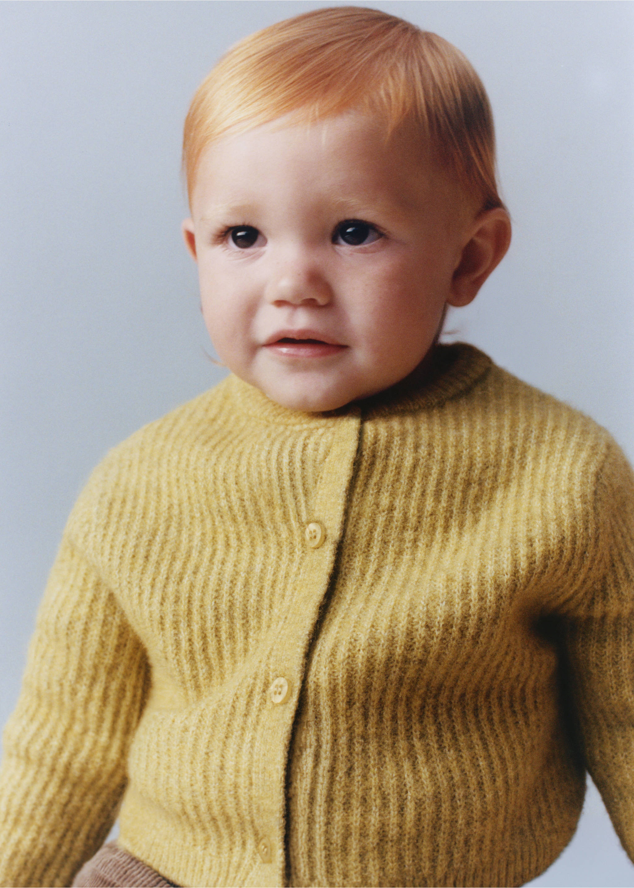Yellow ribbed knit cardigan with a round neckline and front buttons., Lime. Ref: 37087927-00.