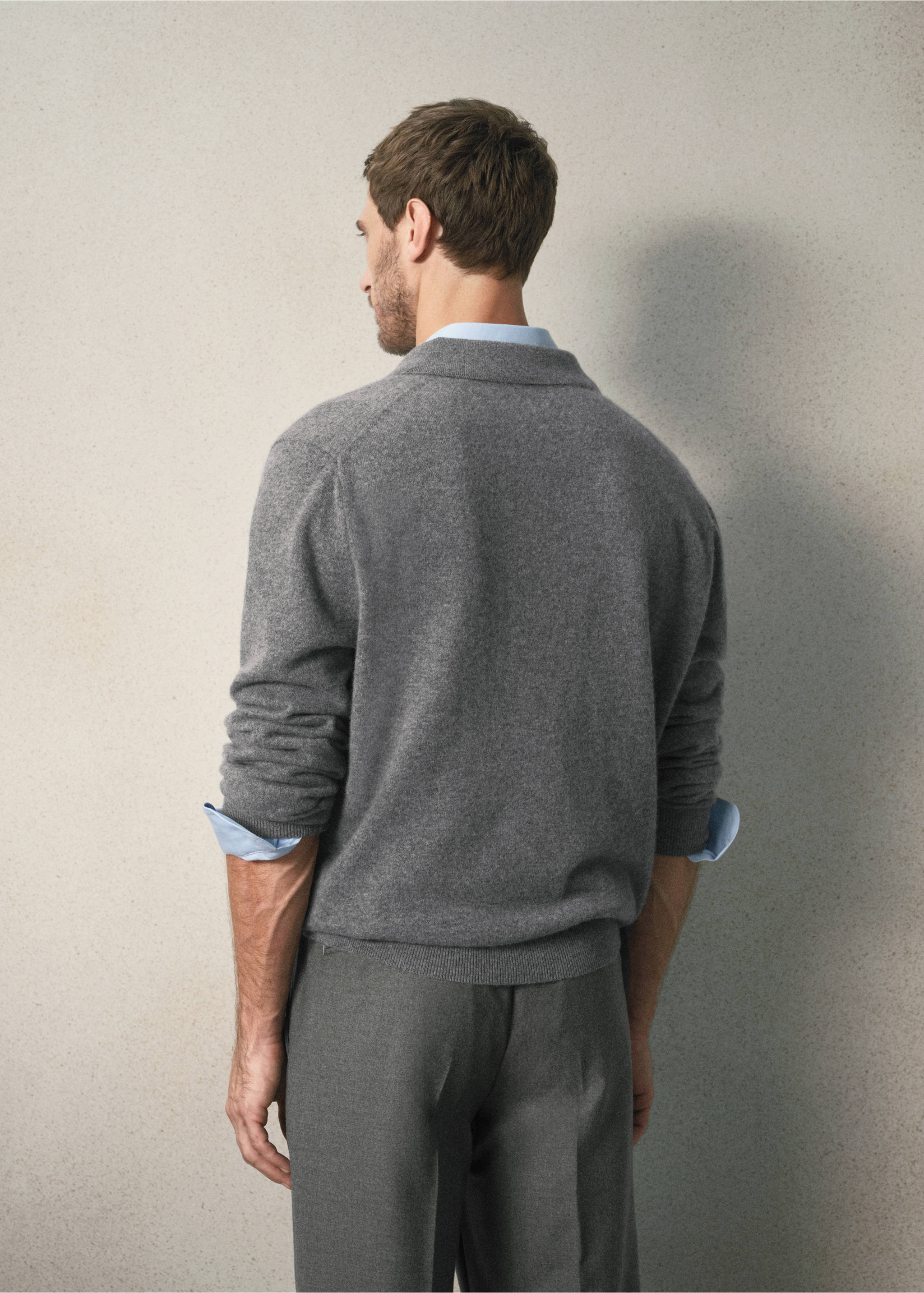 Grey knitted polo seen from the back, layered over a light blue shirt., Medium Heather Grey. Ref: 37088274-00.