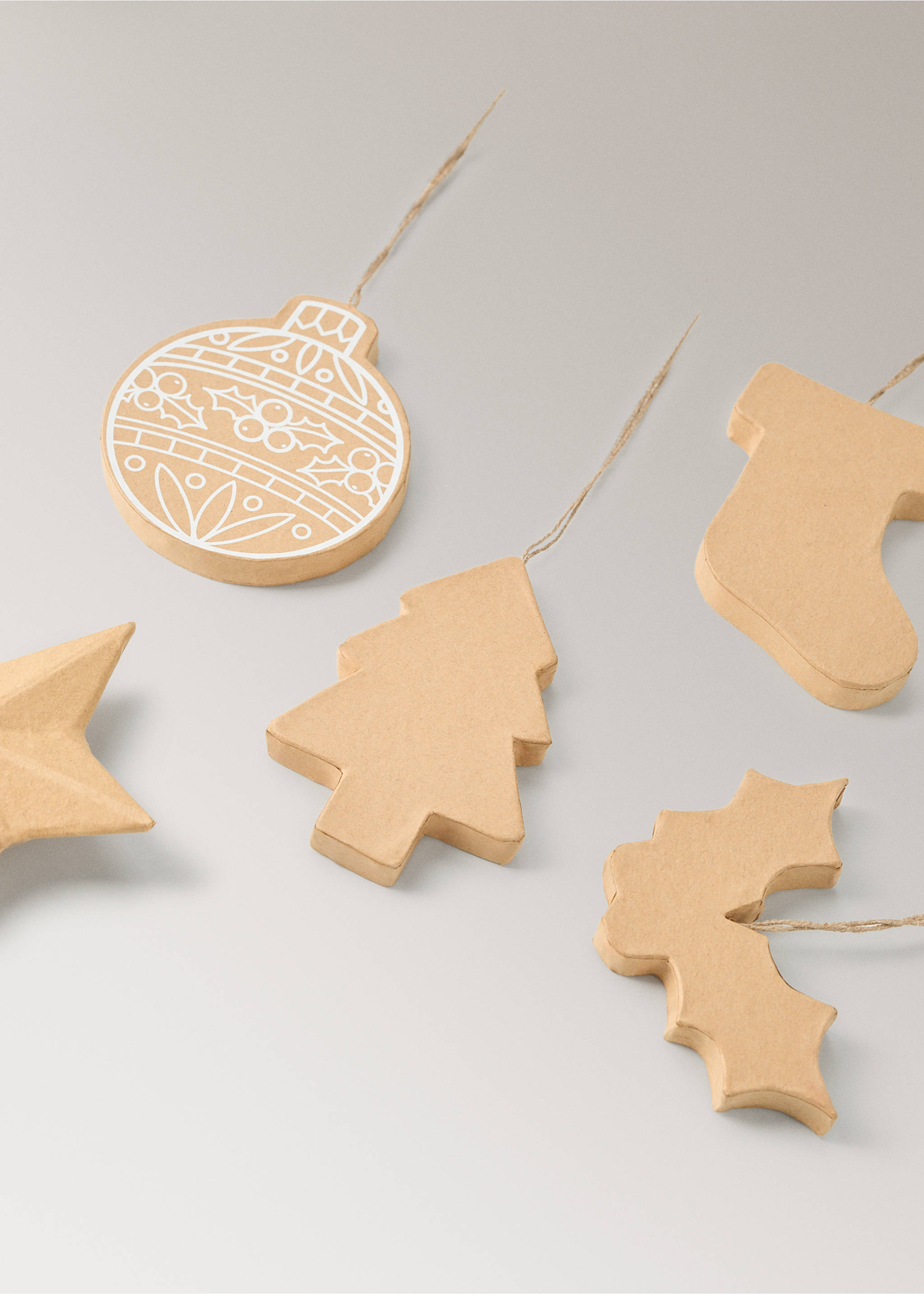 Set mit 5 Weihnachtsdekorationen aus Karton - Detail des Artikels 1, Braun. Ref: 37088631-00.