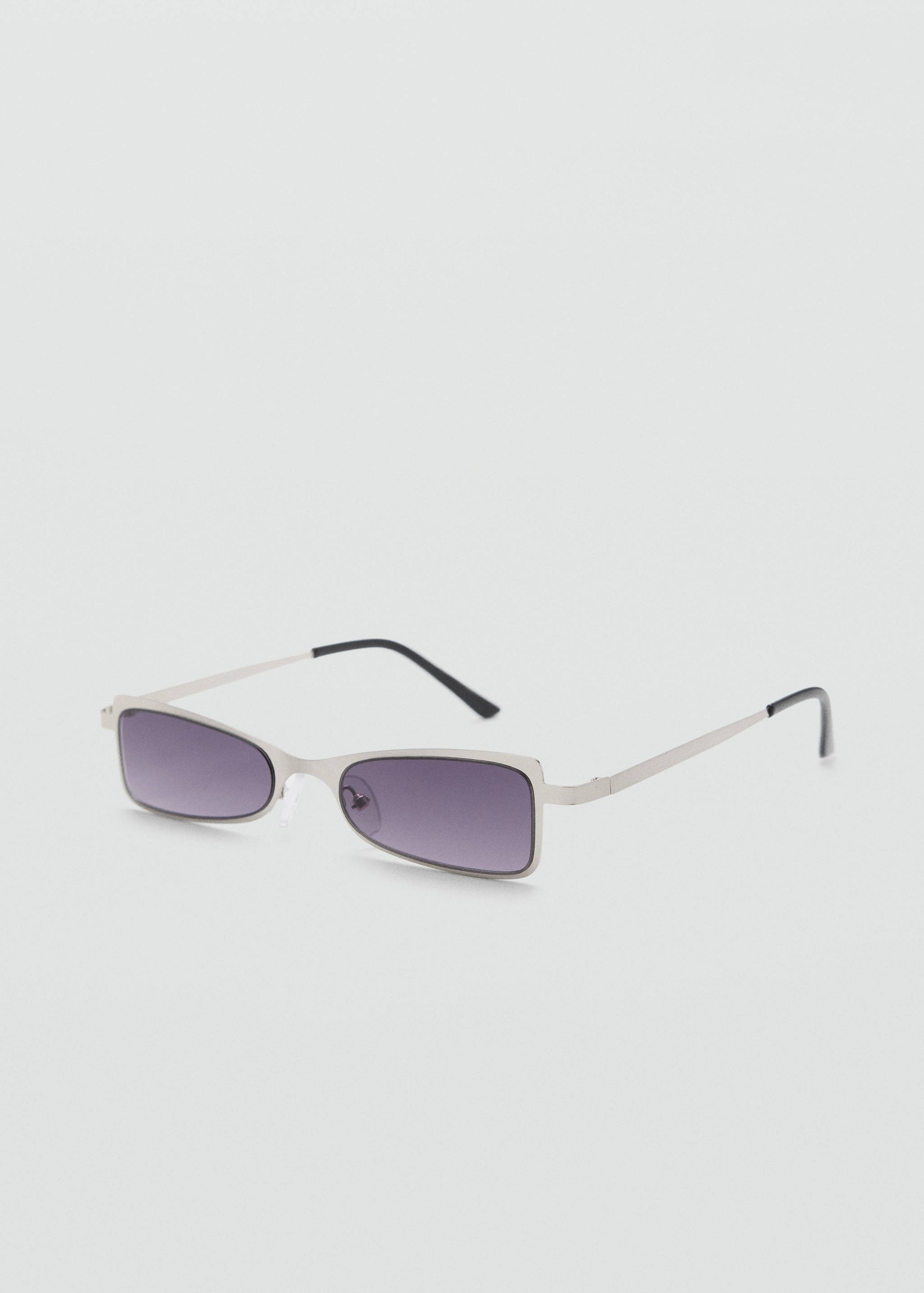 SUNGLASSES NINA - Средний план
