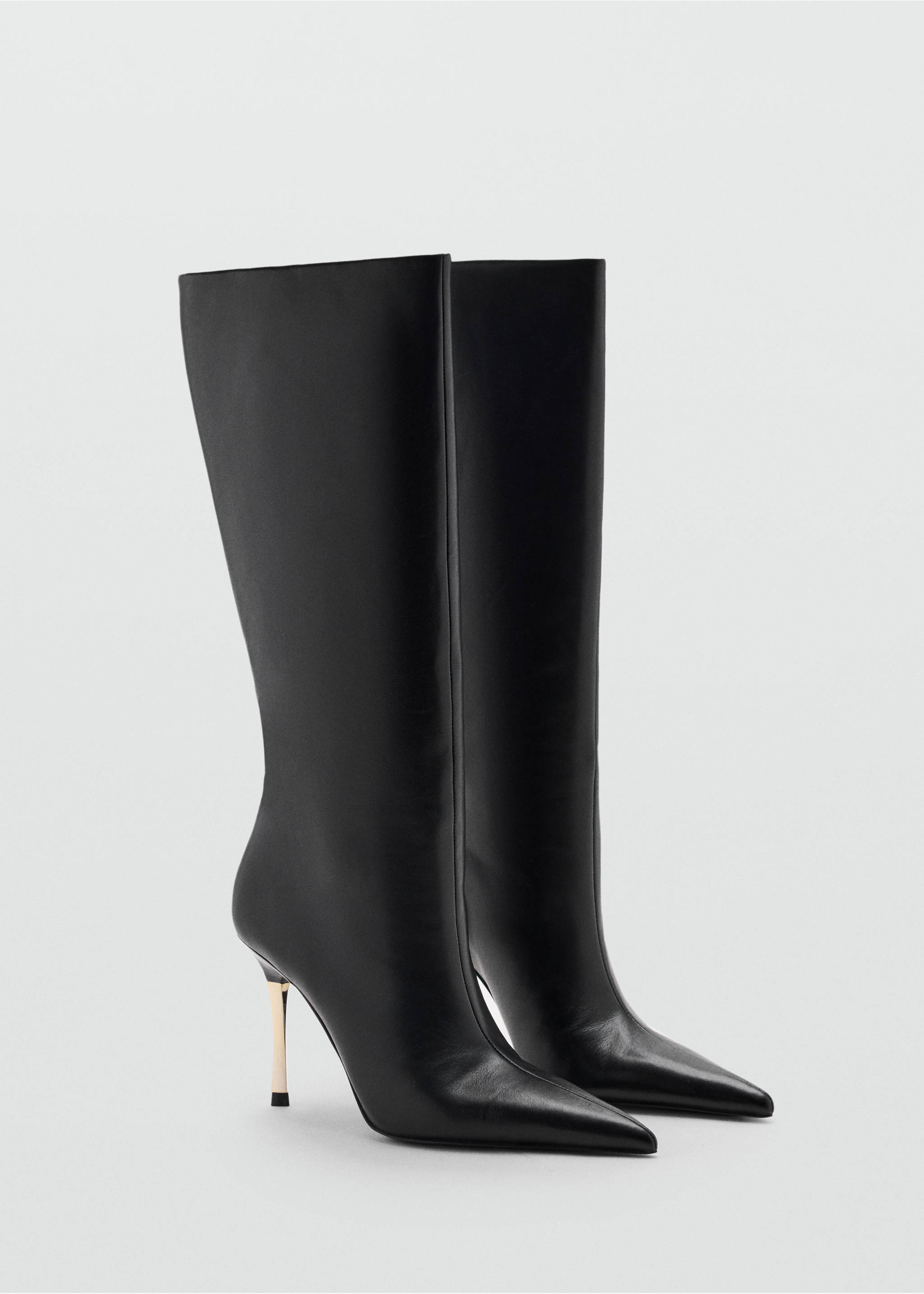 Black leather knee-high boots with pointed toes and metallic gold-accented stiletto heels., Black. Ref: 37089138-00.